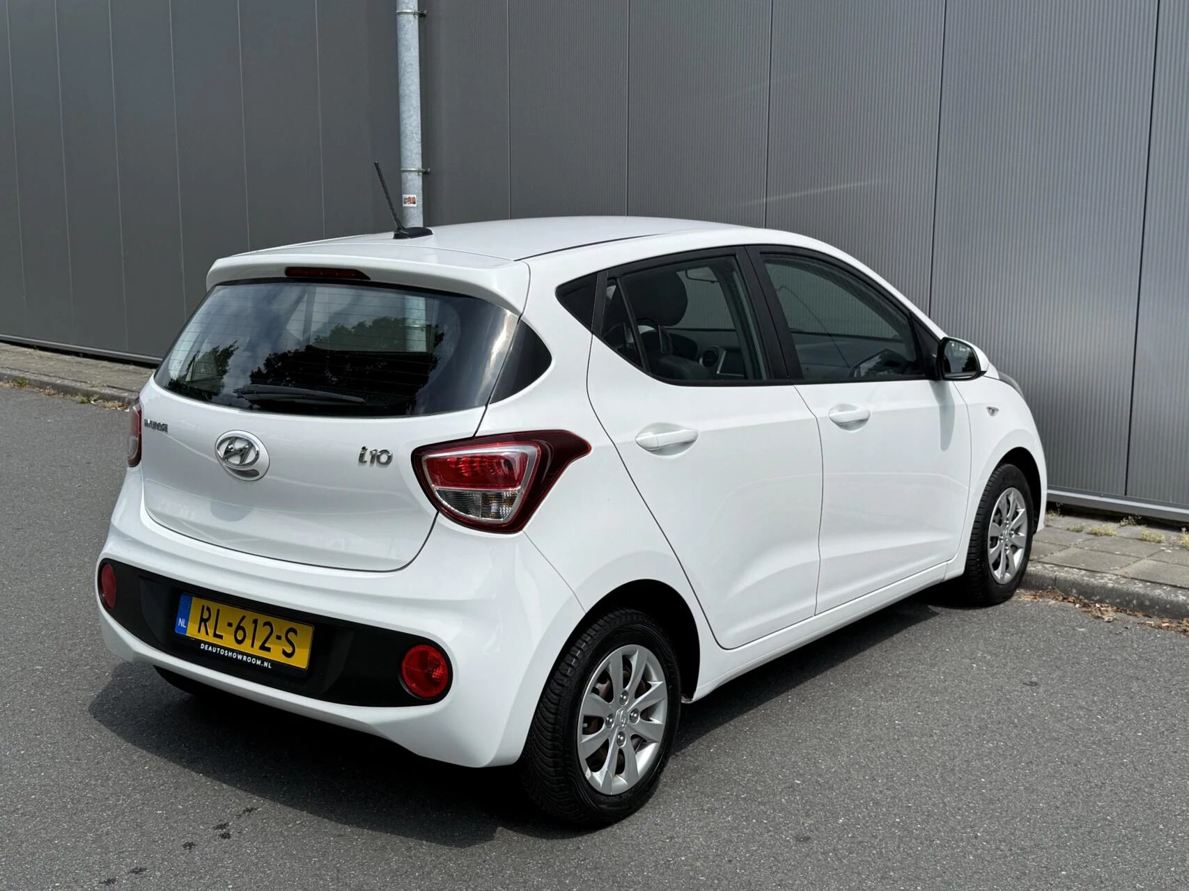 Hoofdafbeelding Hyundai i10