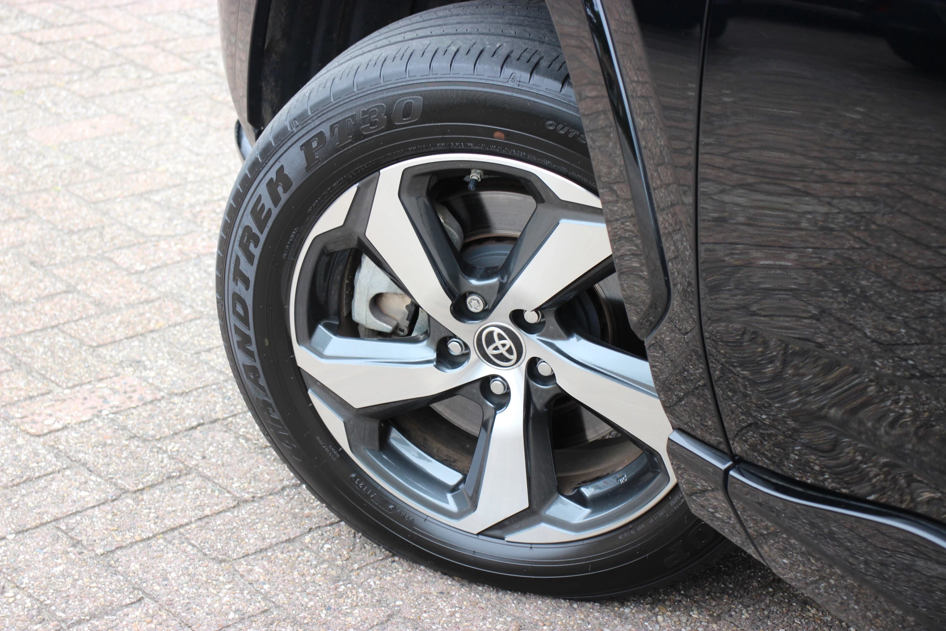 Hoofdafbeelding Toyota RAV4