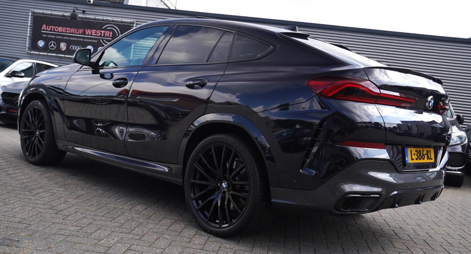 Hoofdafbeelding BMW X6