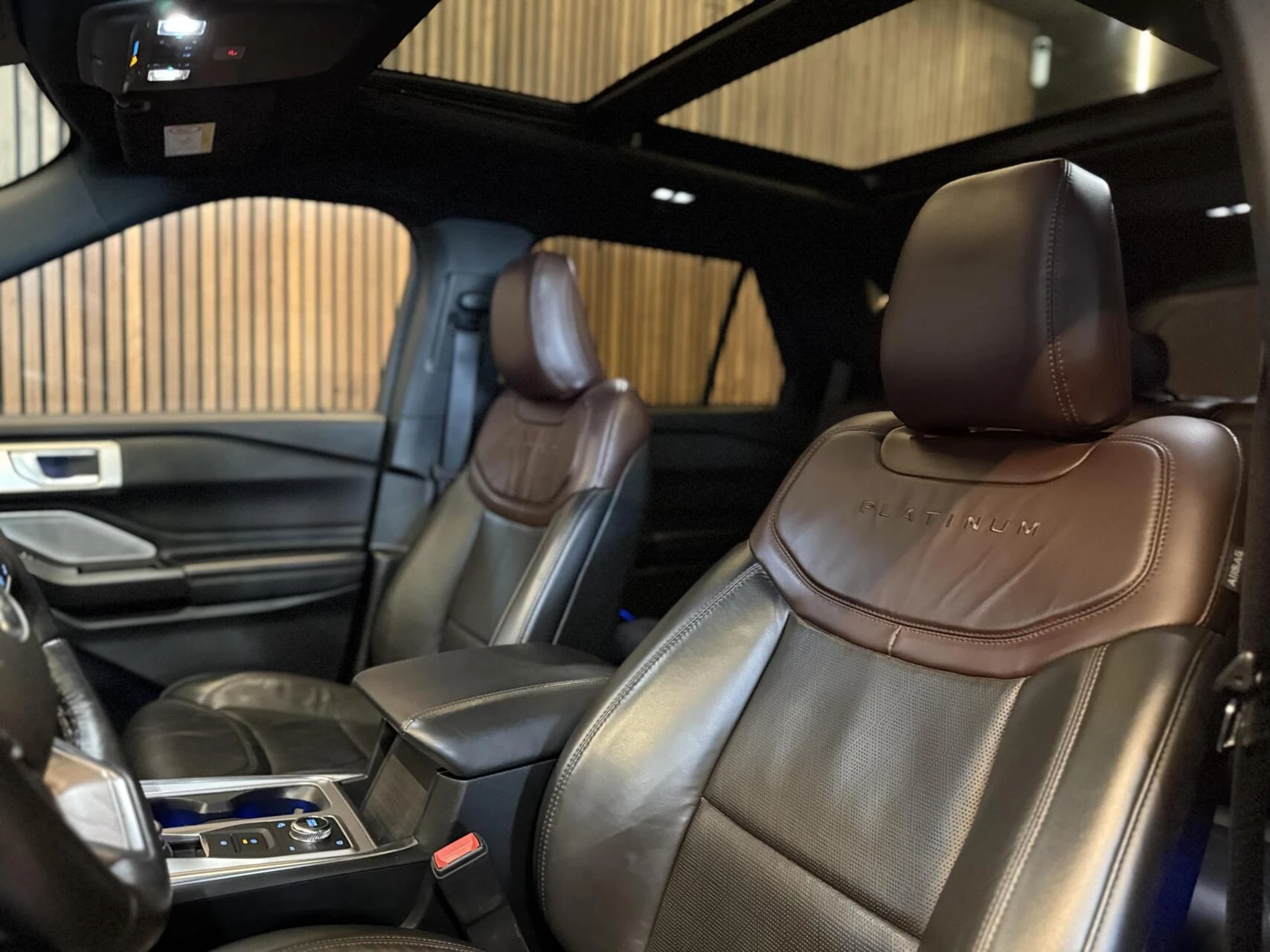 Hoofdafbeelding Ford Explorer