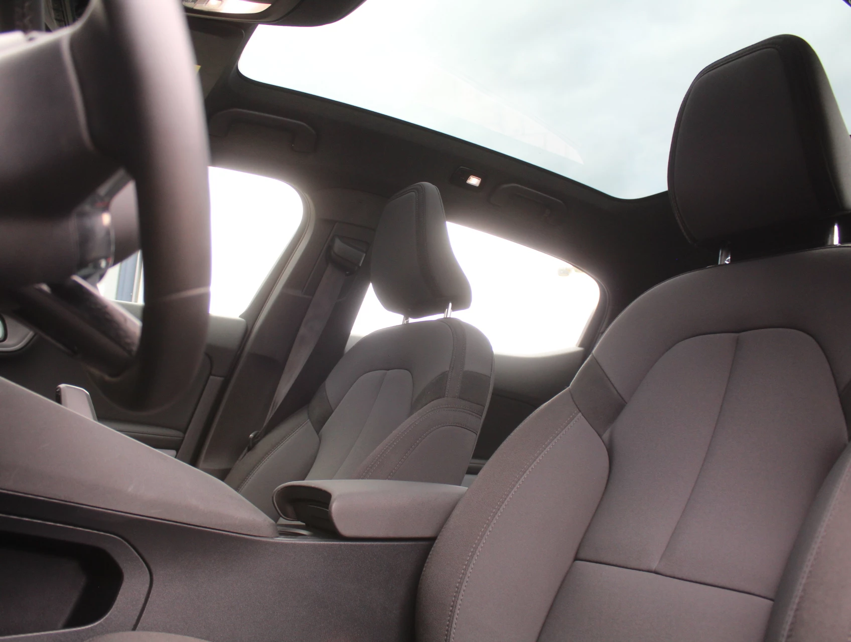 Hoofdafbeelding Polestar 2