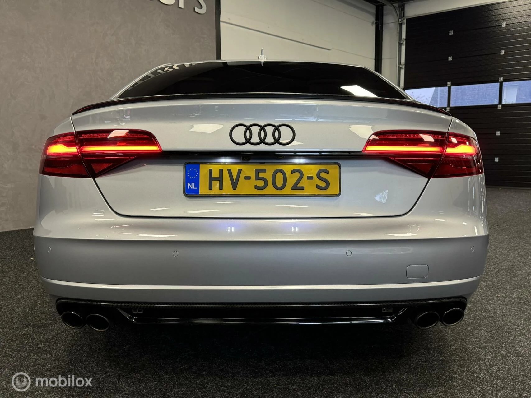 Hoofdafbeelding Audi S8