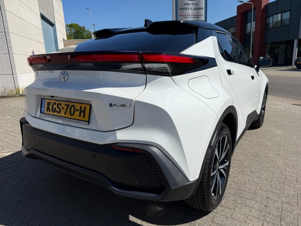 Hoofdafbeelding Toyota C-HR