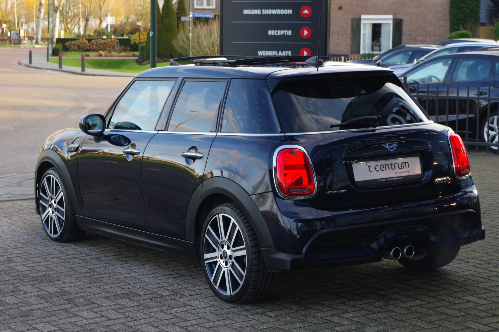 Hoofdafbeelding MINI 5-deurs