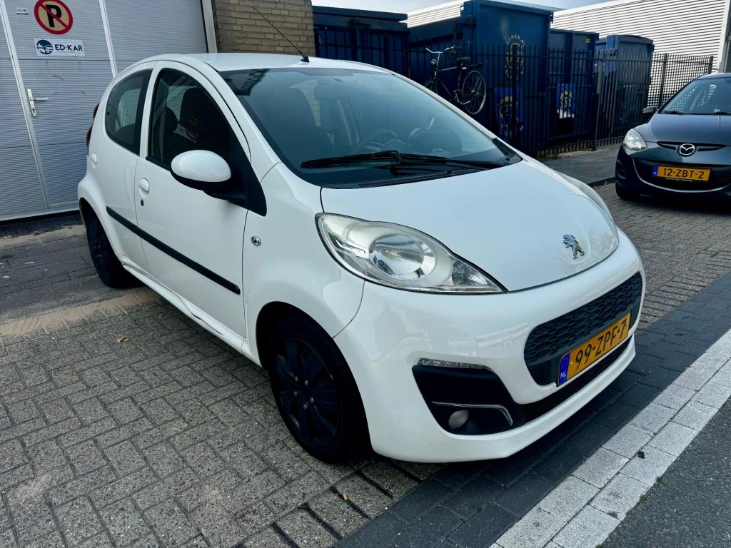 Hoofdafbeelding Peugeot 107