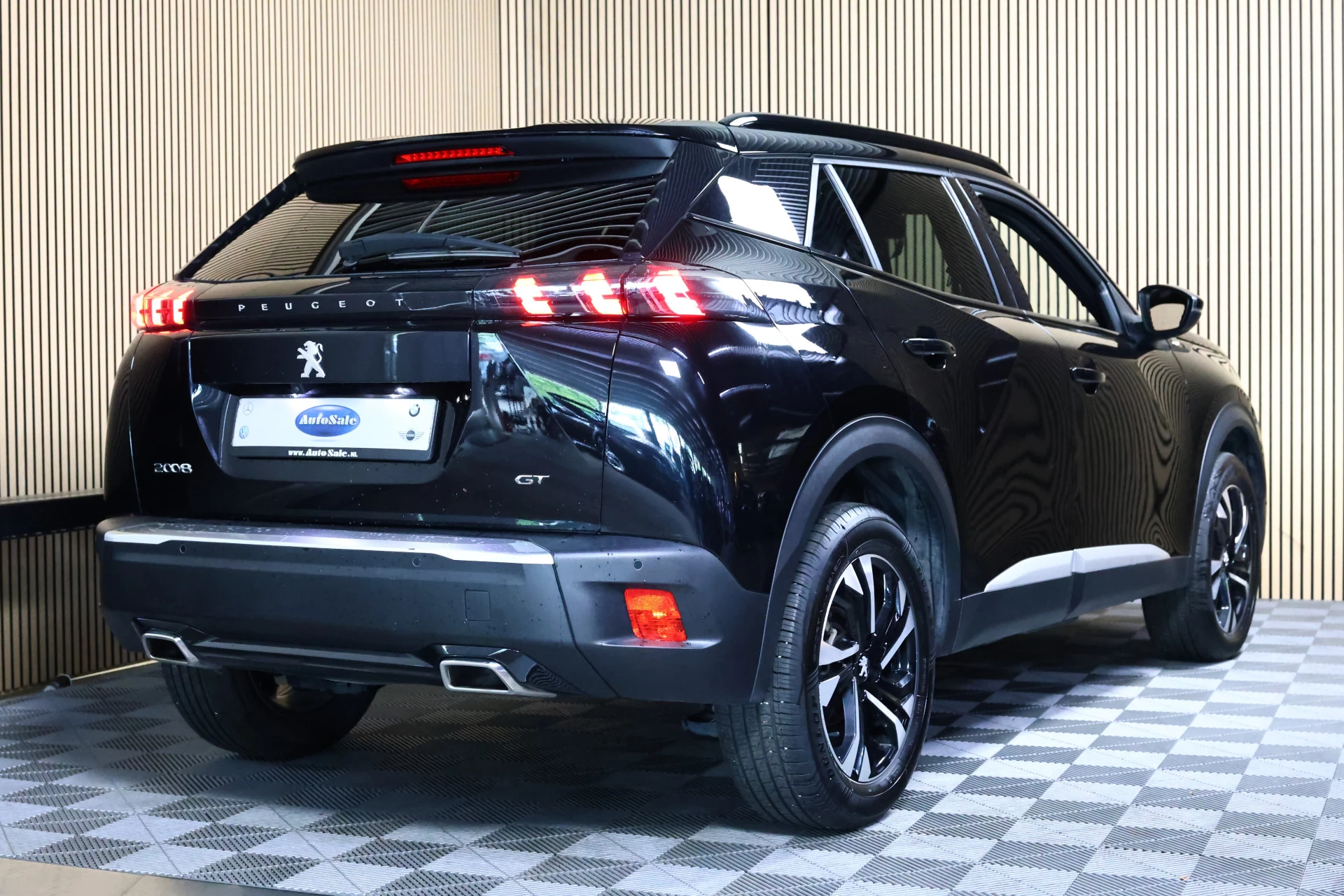 Hoofdafbeelding Peugeot 2008