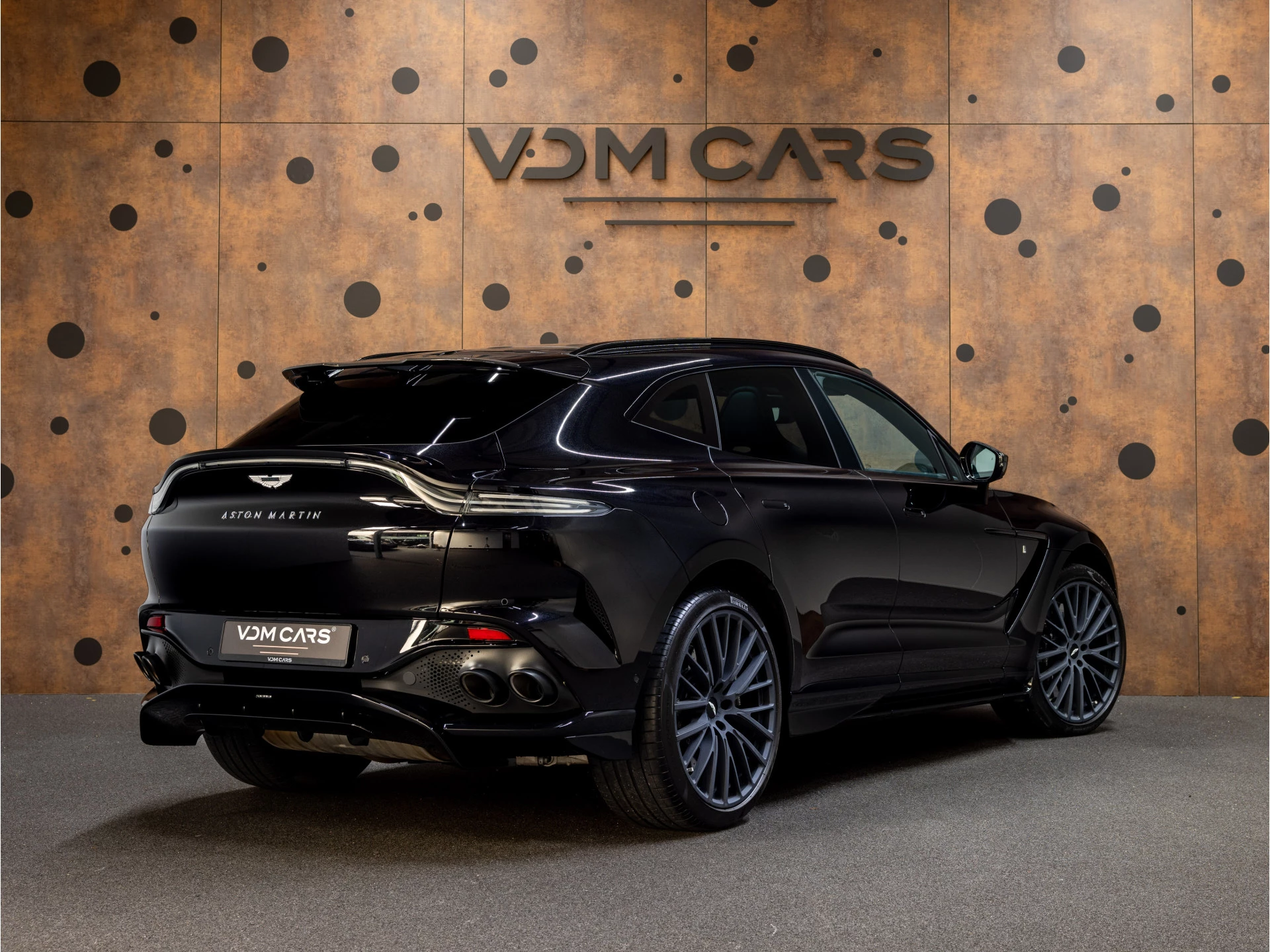 Hoofdafbeelding Aston Martin DBX