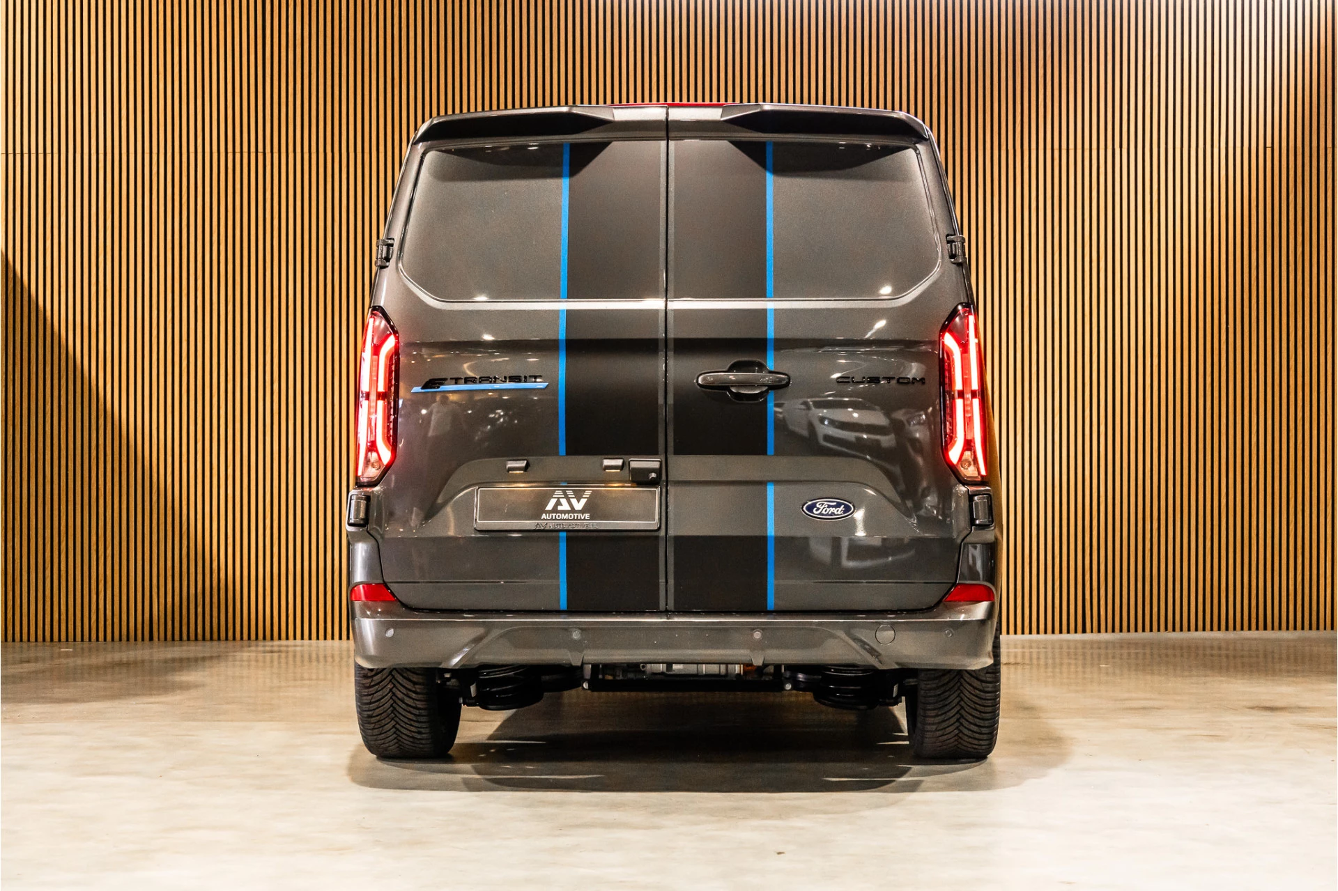 Hoofdafbeelding Ford E-Transit Custom