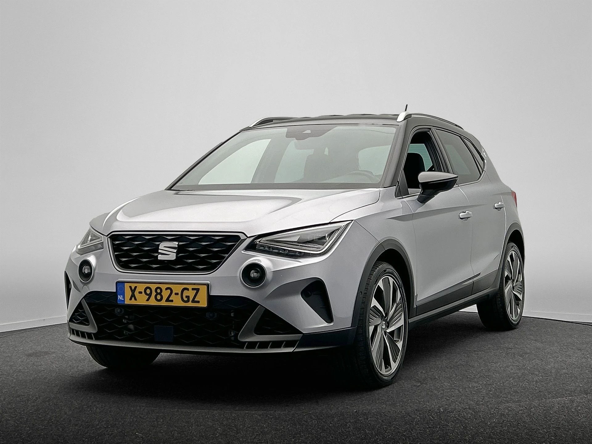Hoofdafbeelding SEAT Arona