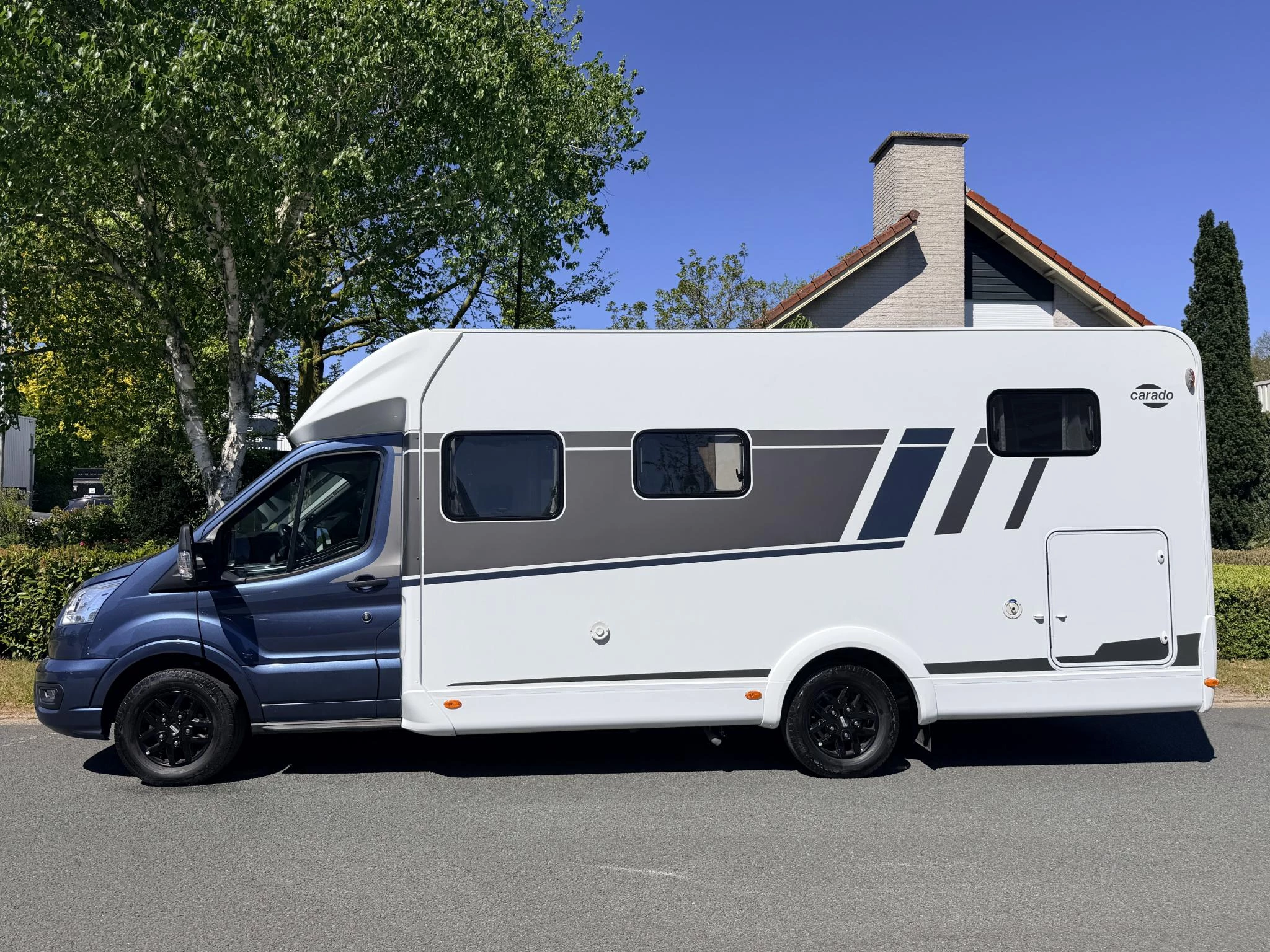 Hoofdafbeelding Carado T447t Ford 130PK Camper•Automaat•TV•5Persoons