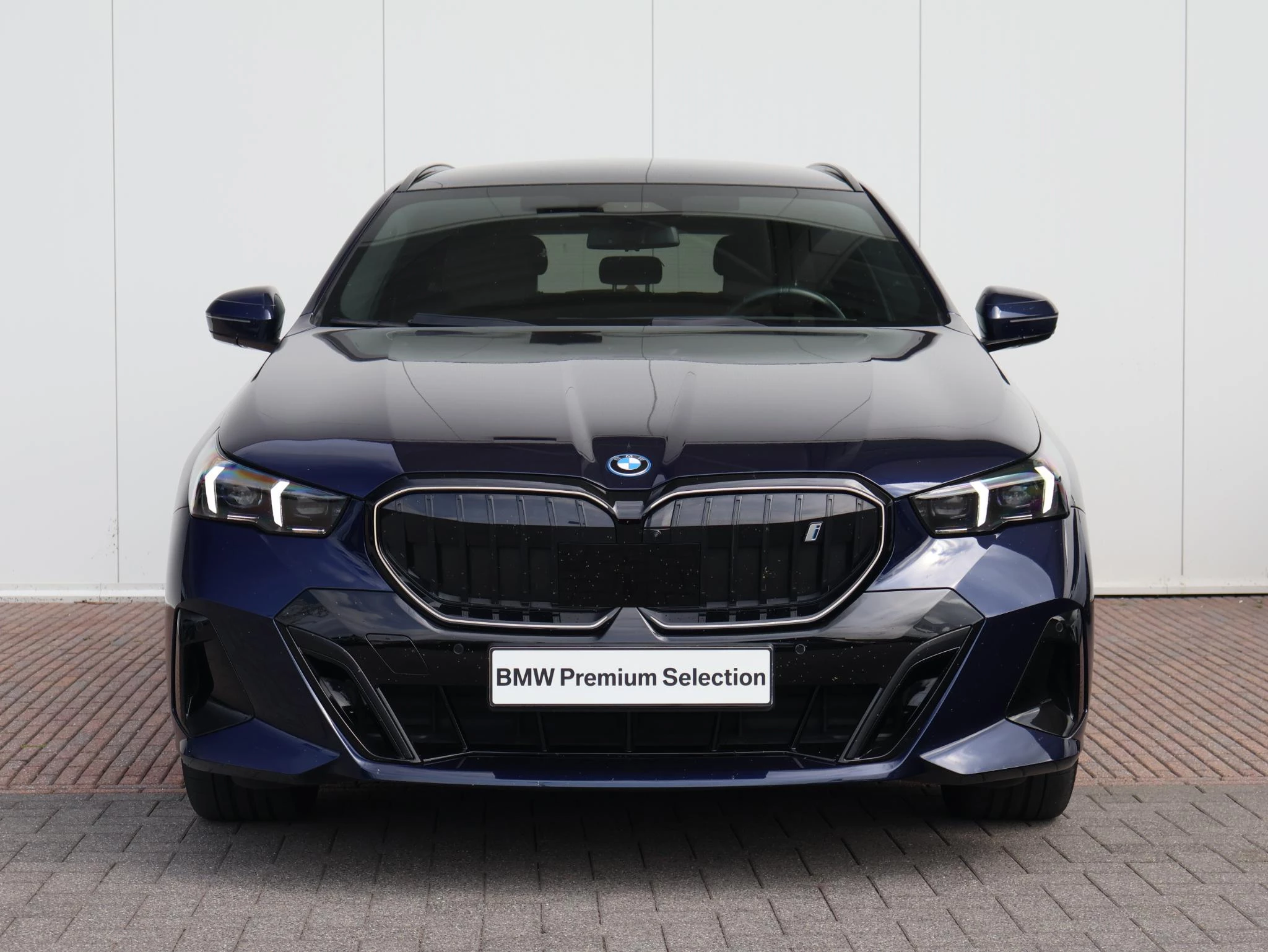 Hoofdafbeelding BMW i5