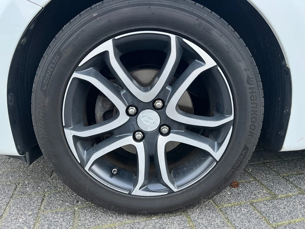 Hoofdafbeelding Hyundai i20