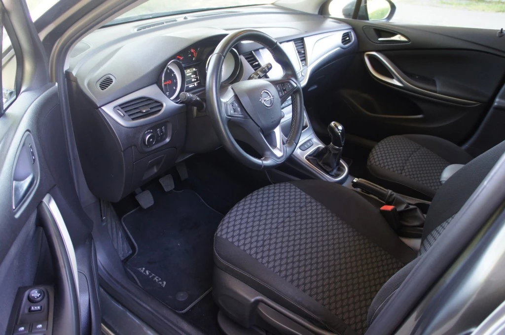 Hoofdafbeelding Opel Astra