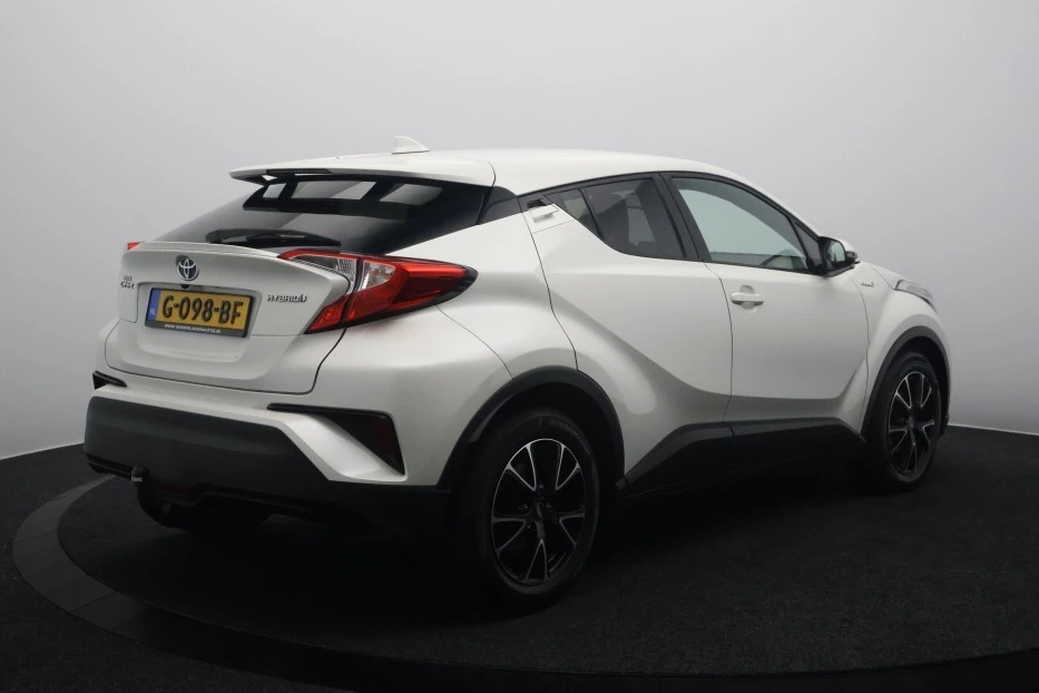 Hoofdafbeelding Toyota C-HR