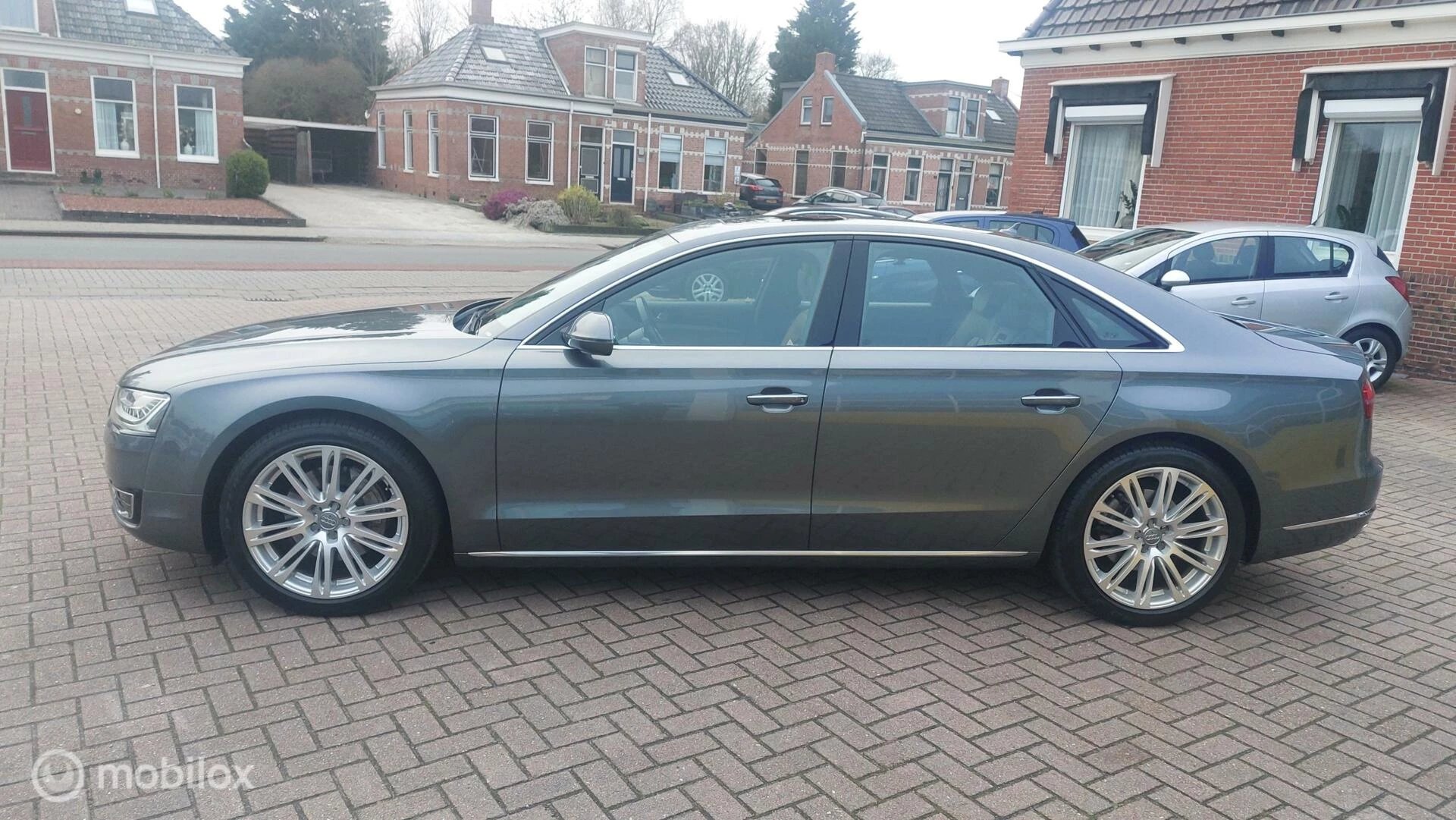 Hoofdafbeelding Audi A8