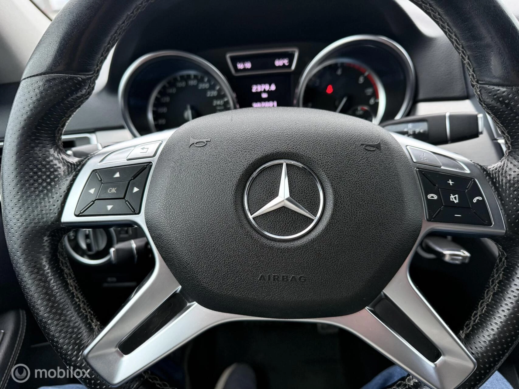 Hoofdafbeelding Mercedes-Benz M-Klasse