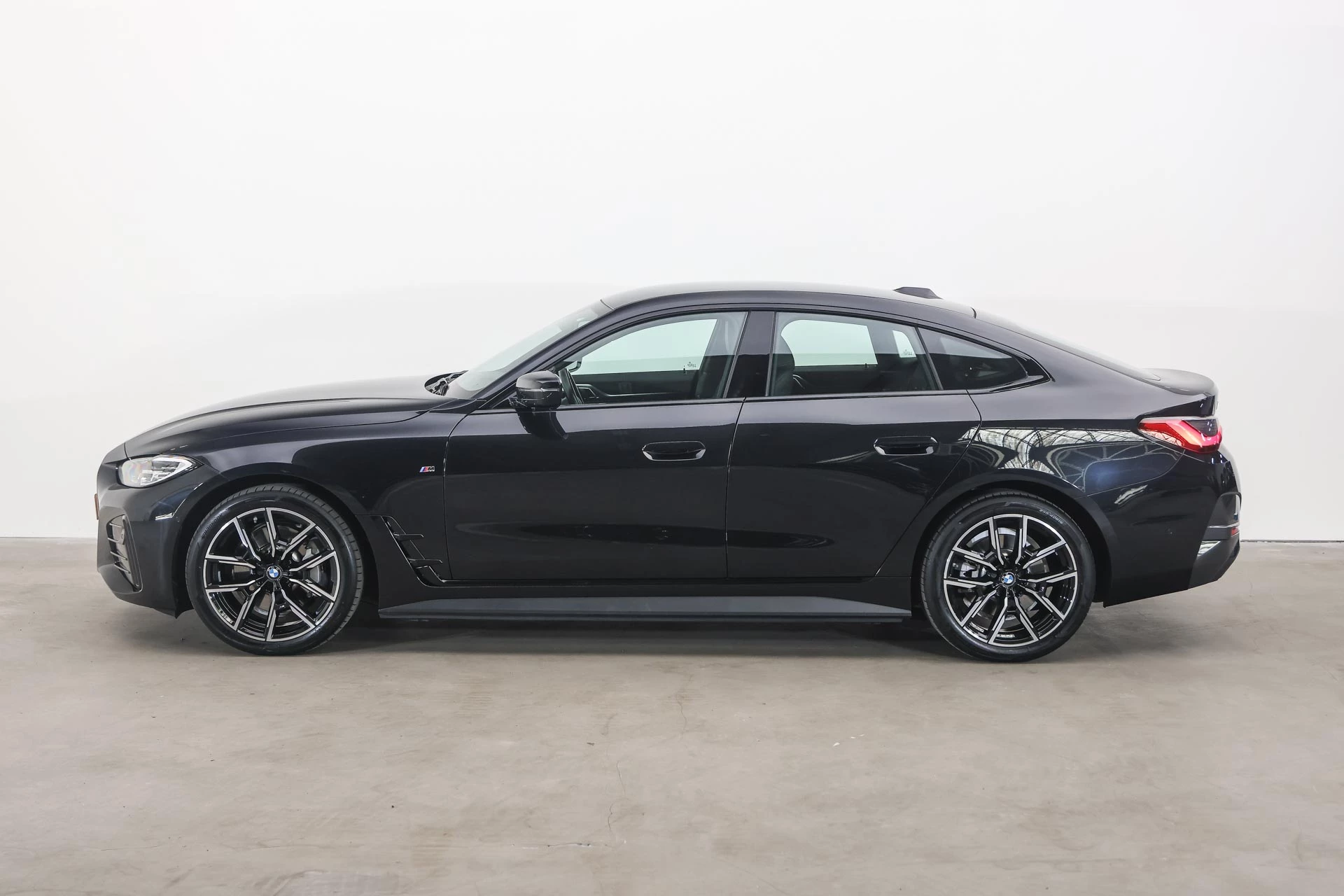 Hoofdafbeelding BMW i4