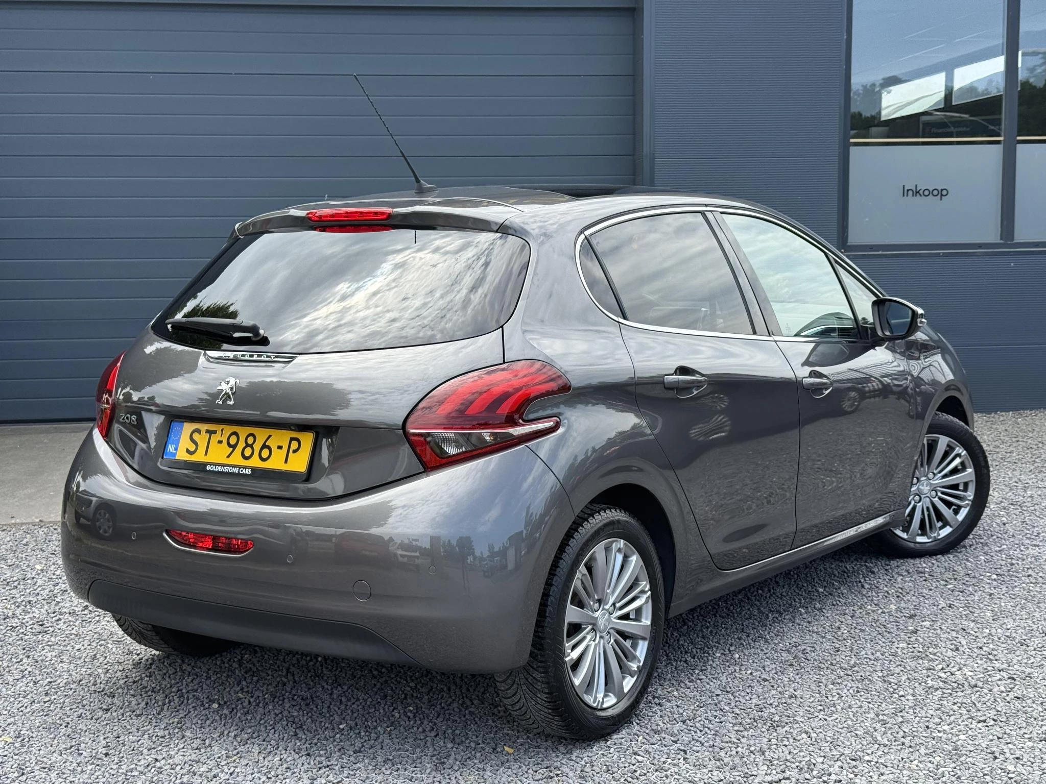 Hoofdafbeelding Peugeot 208