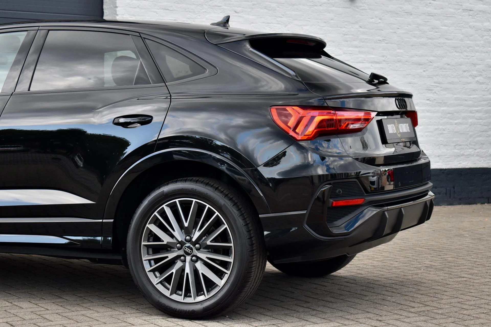 Hoofdafbeelding Audi Q3