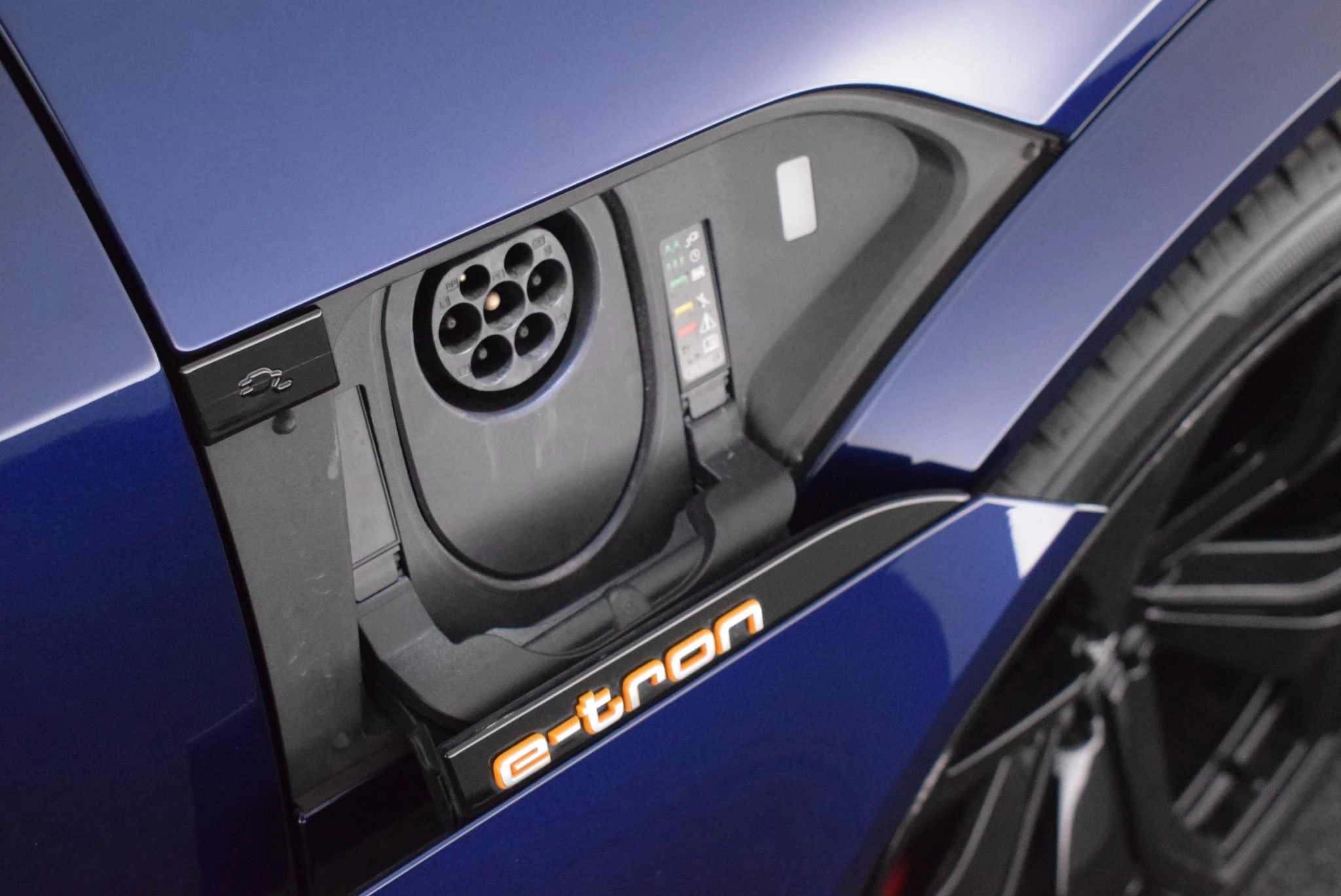 Hoofdafbeelding Audi e-tron