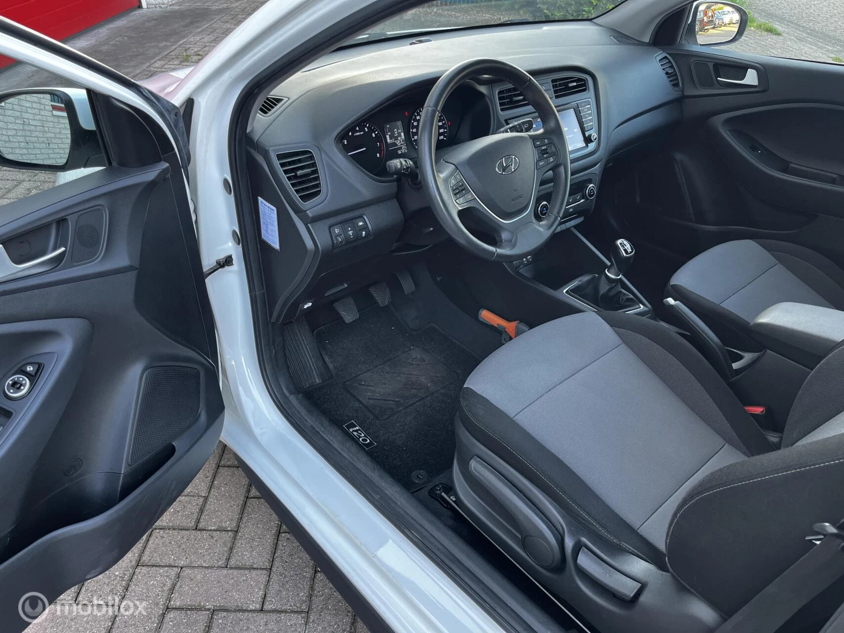 Hoofdafbeelding Hyundai i20