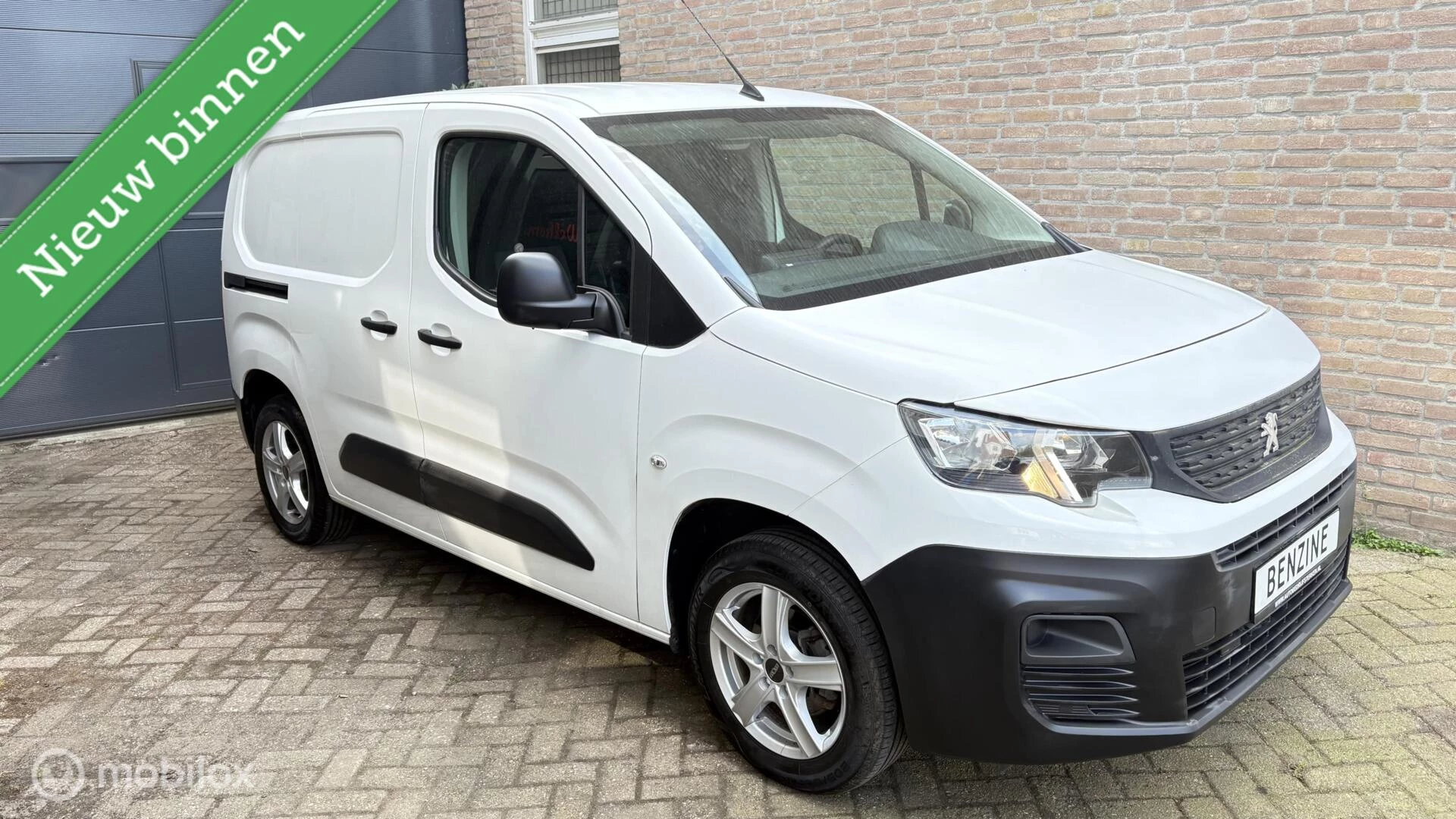 Hoofdafbeelding Peugeot Partner