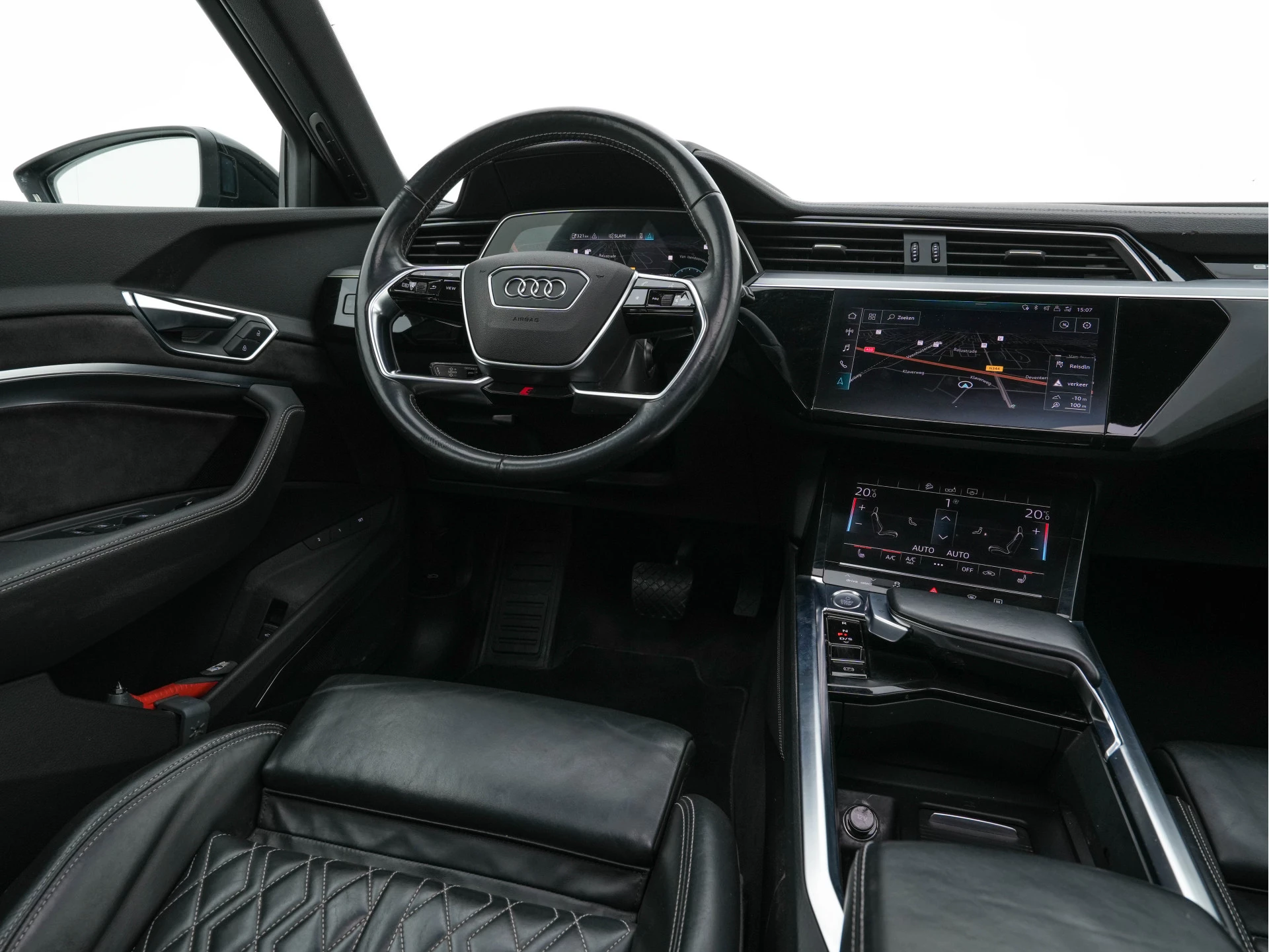 Hoofdafbeelding Audi e-tron