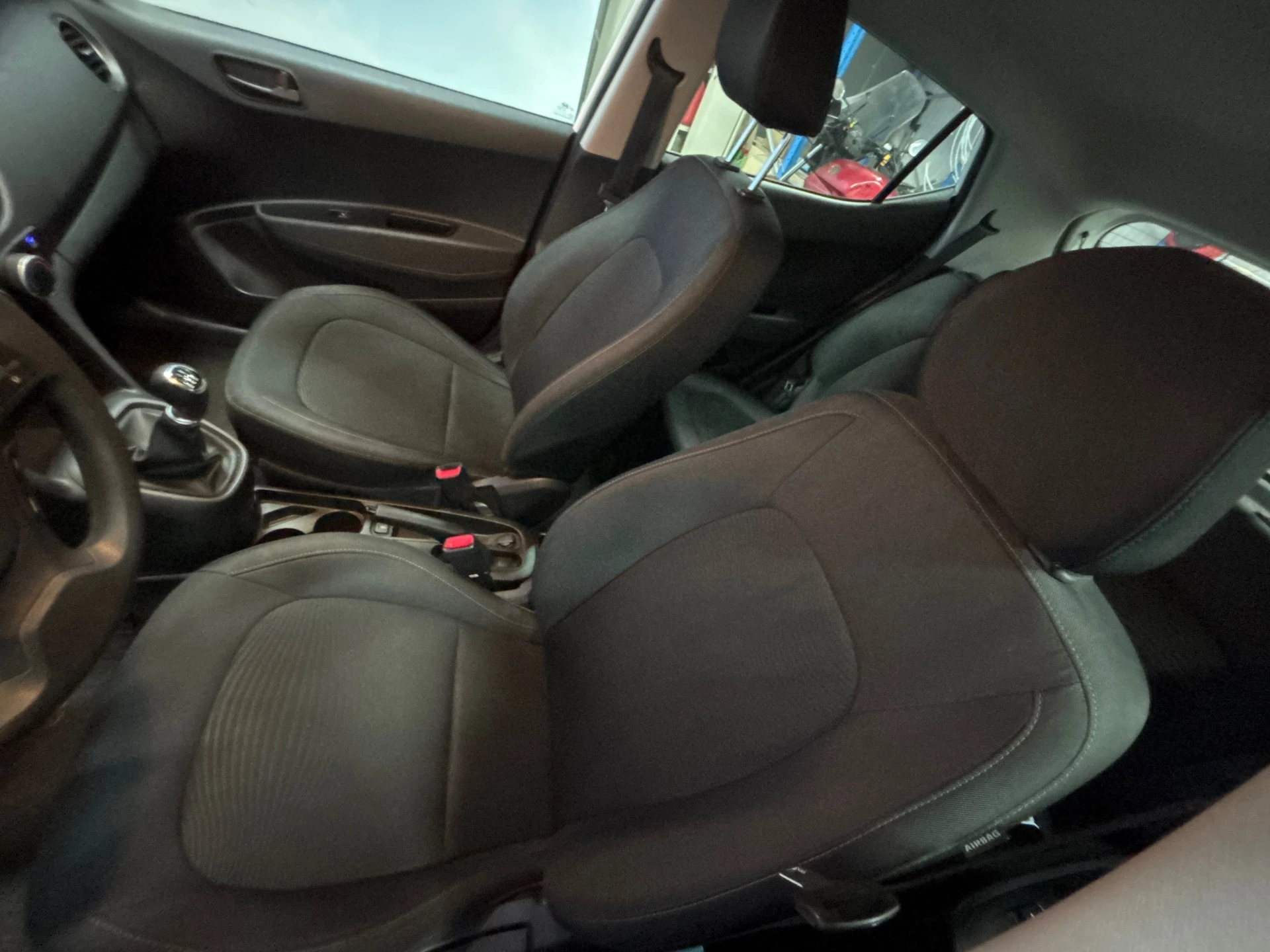 Hoofdafbeelding Hyundai i10