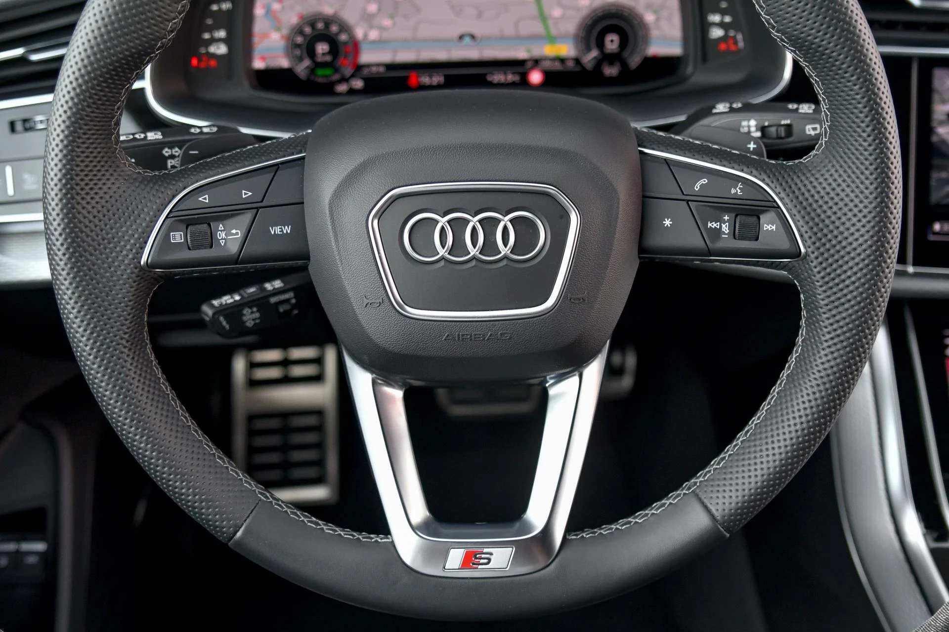 Hoofdafbeelding Audi Q8