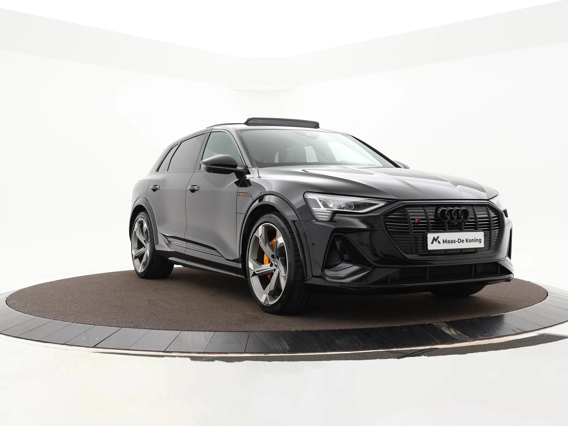 Hoofdafbeelding Audi e-tron