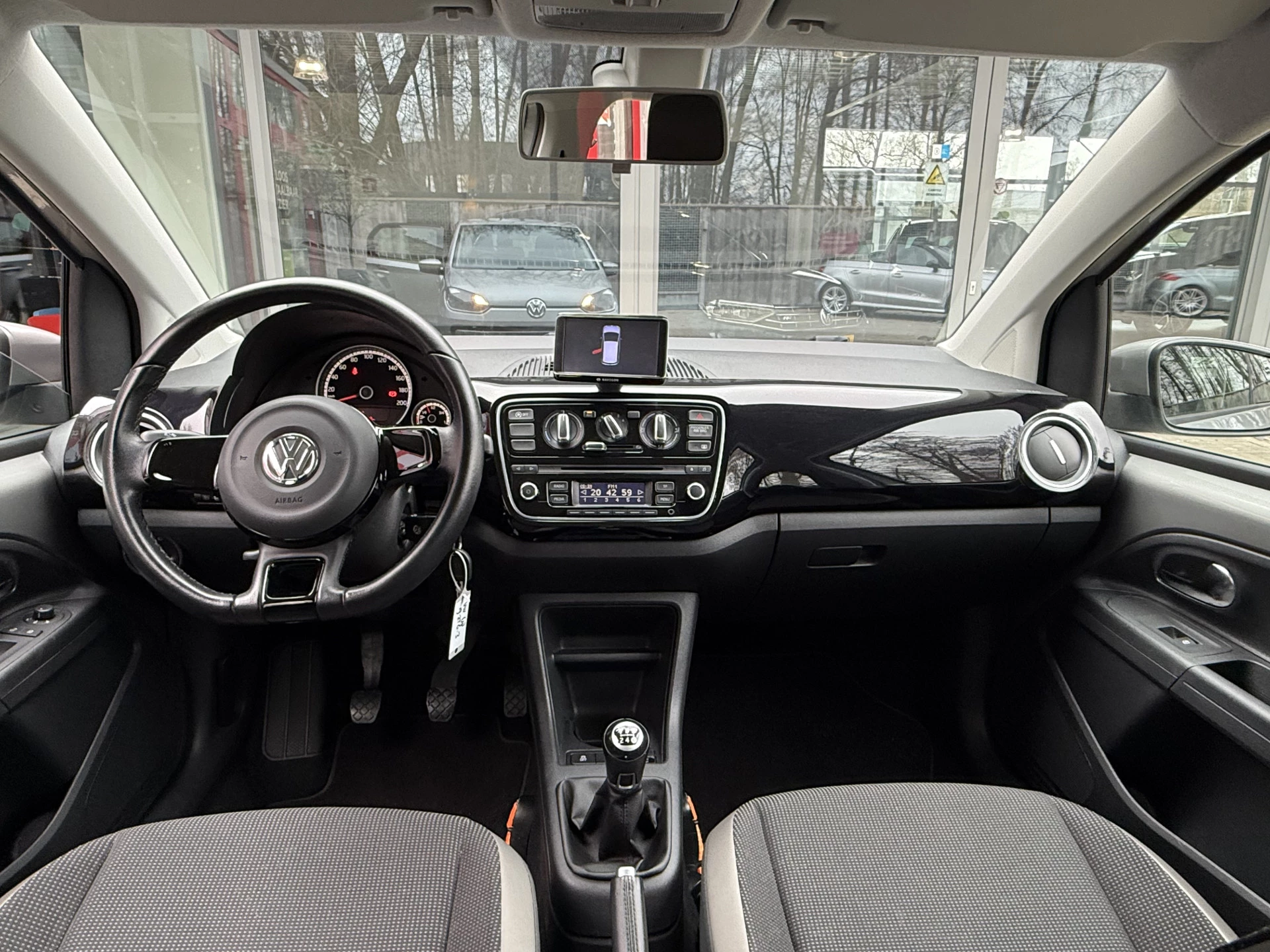Hoofdafbeelding Volkswagen up!