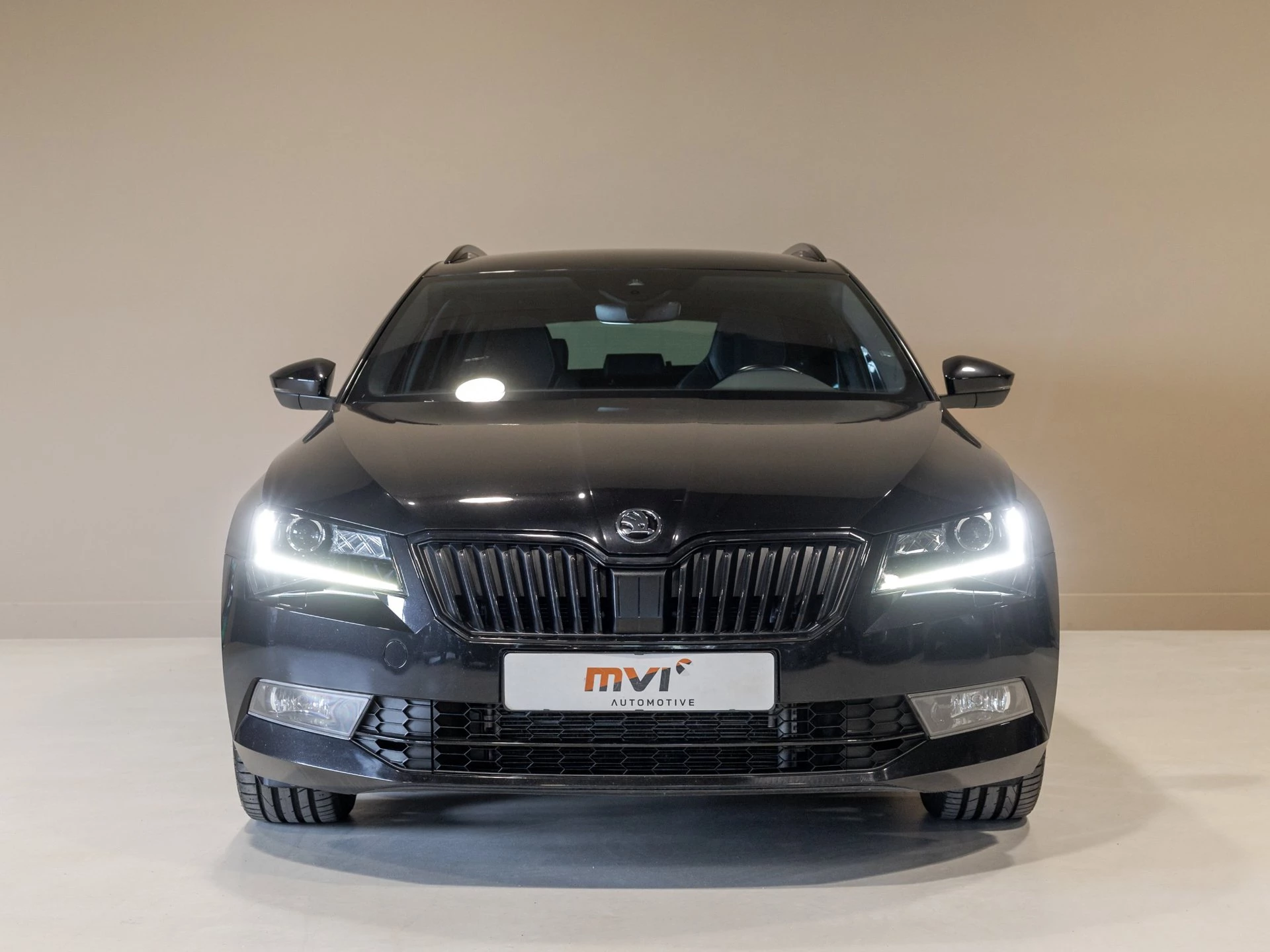 Hoofdafbeelding Škoda Superb