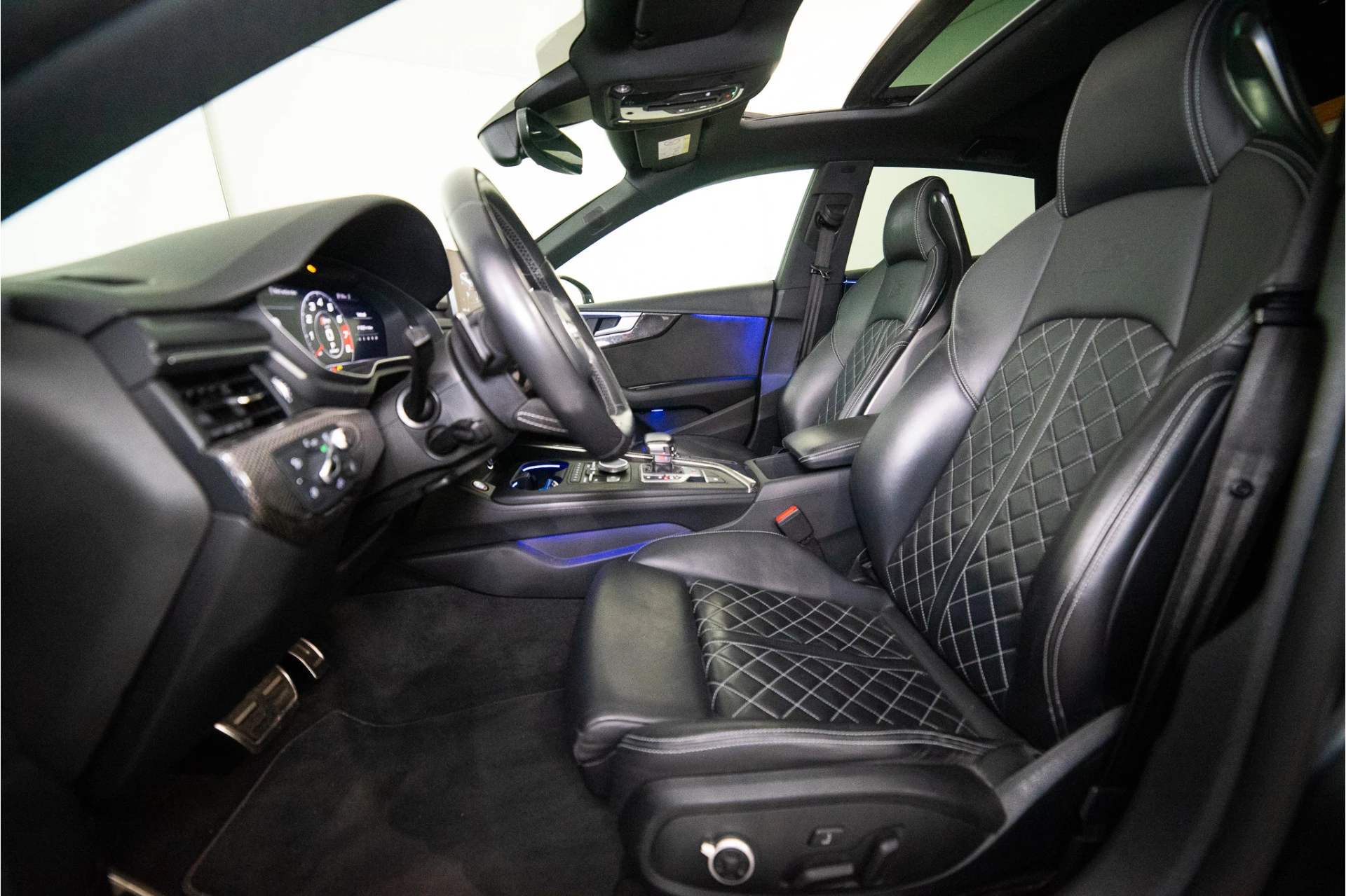 Hoofdafbeelding Audi S5