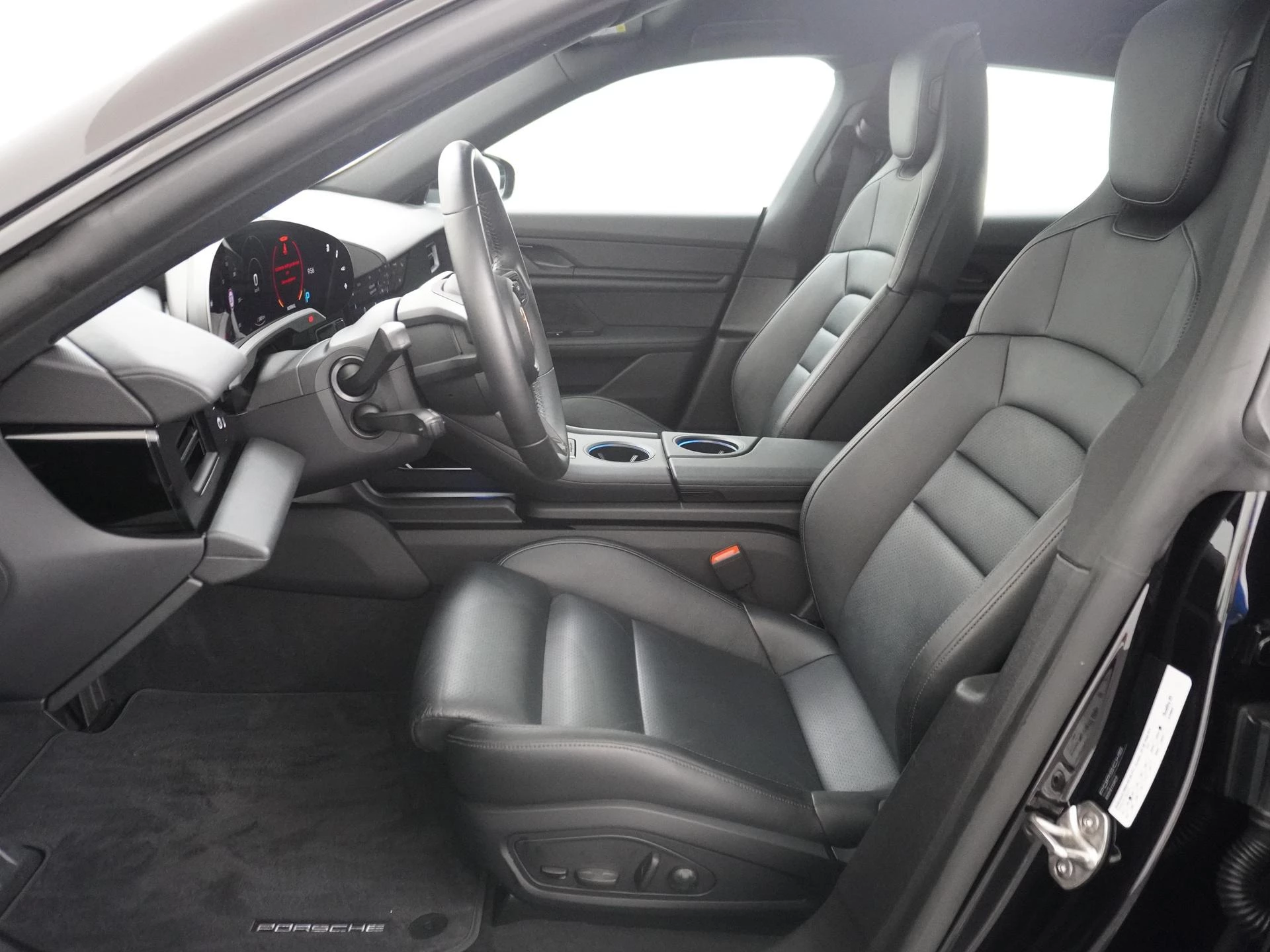 Hoofdafbeelding Porsche Taycan