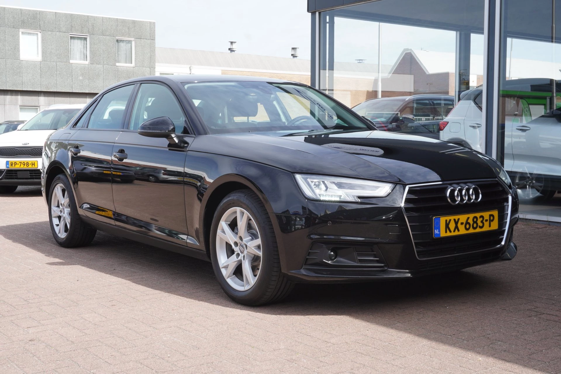 Hoofdafbeelding Audi A4