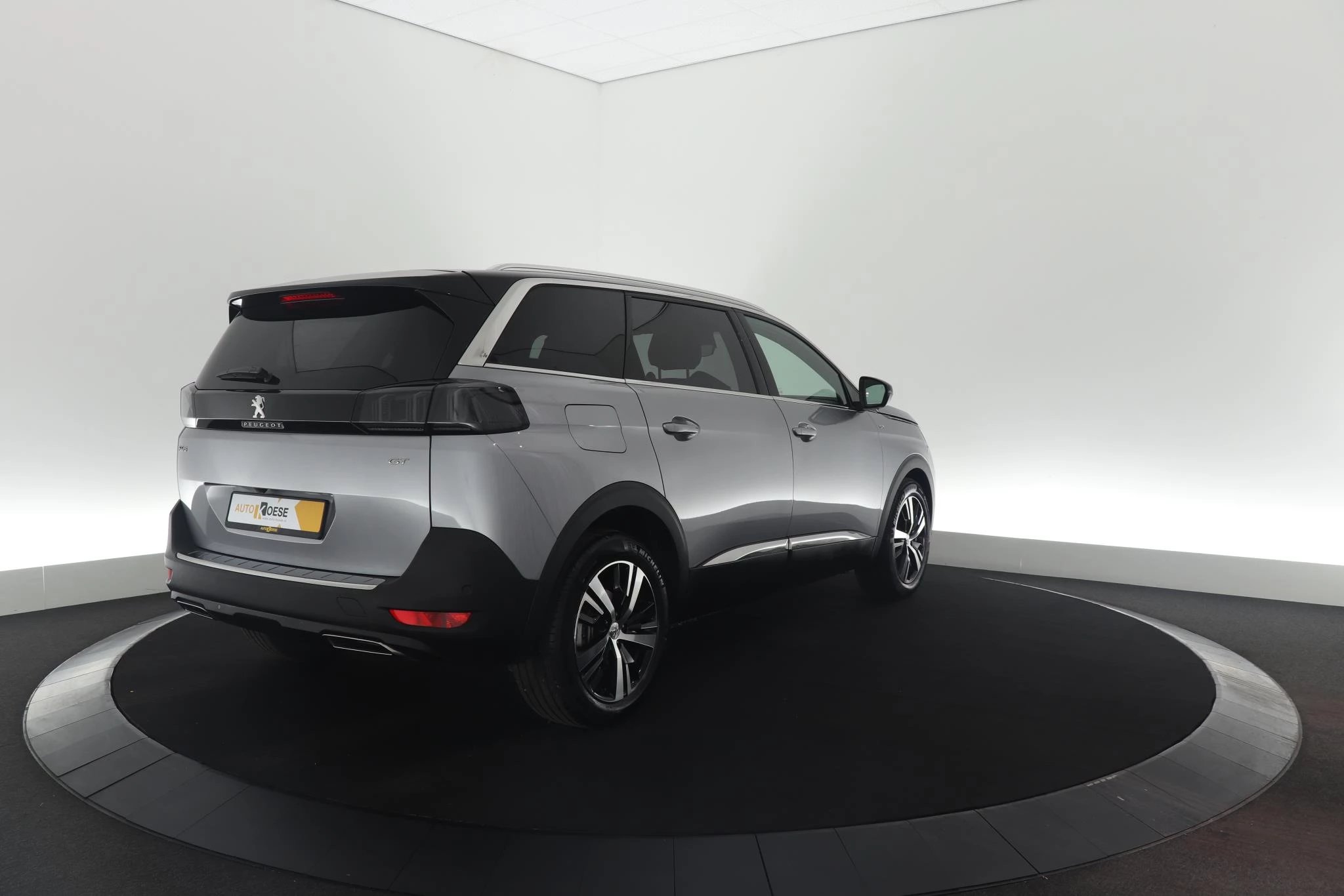 Hoofdafbeelding Peugeot 5008