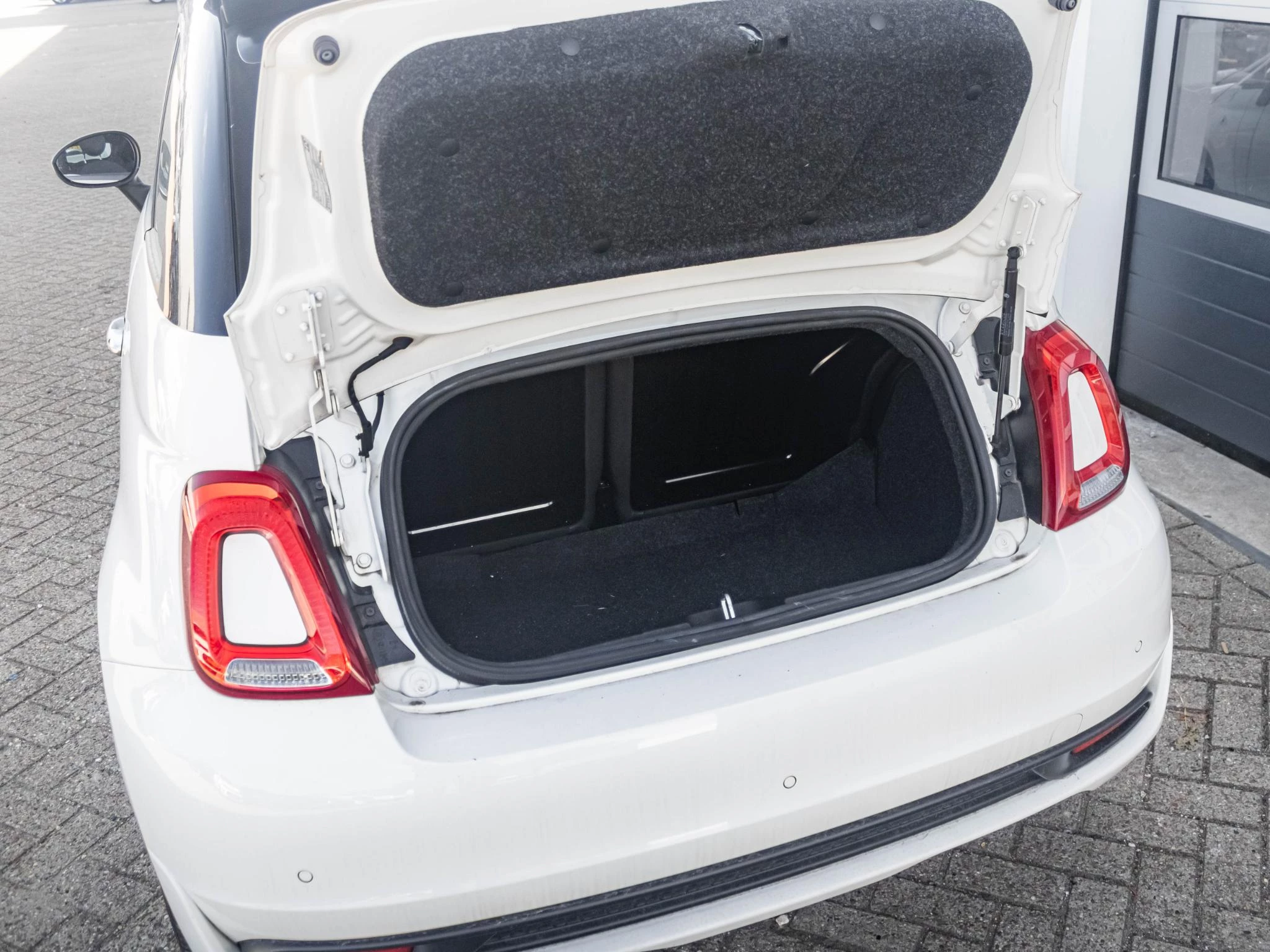 Hoofdafbeelding Fiat 500C