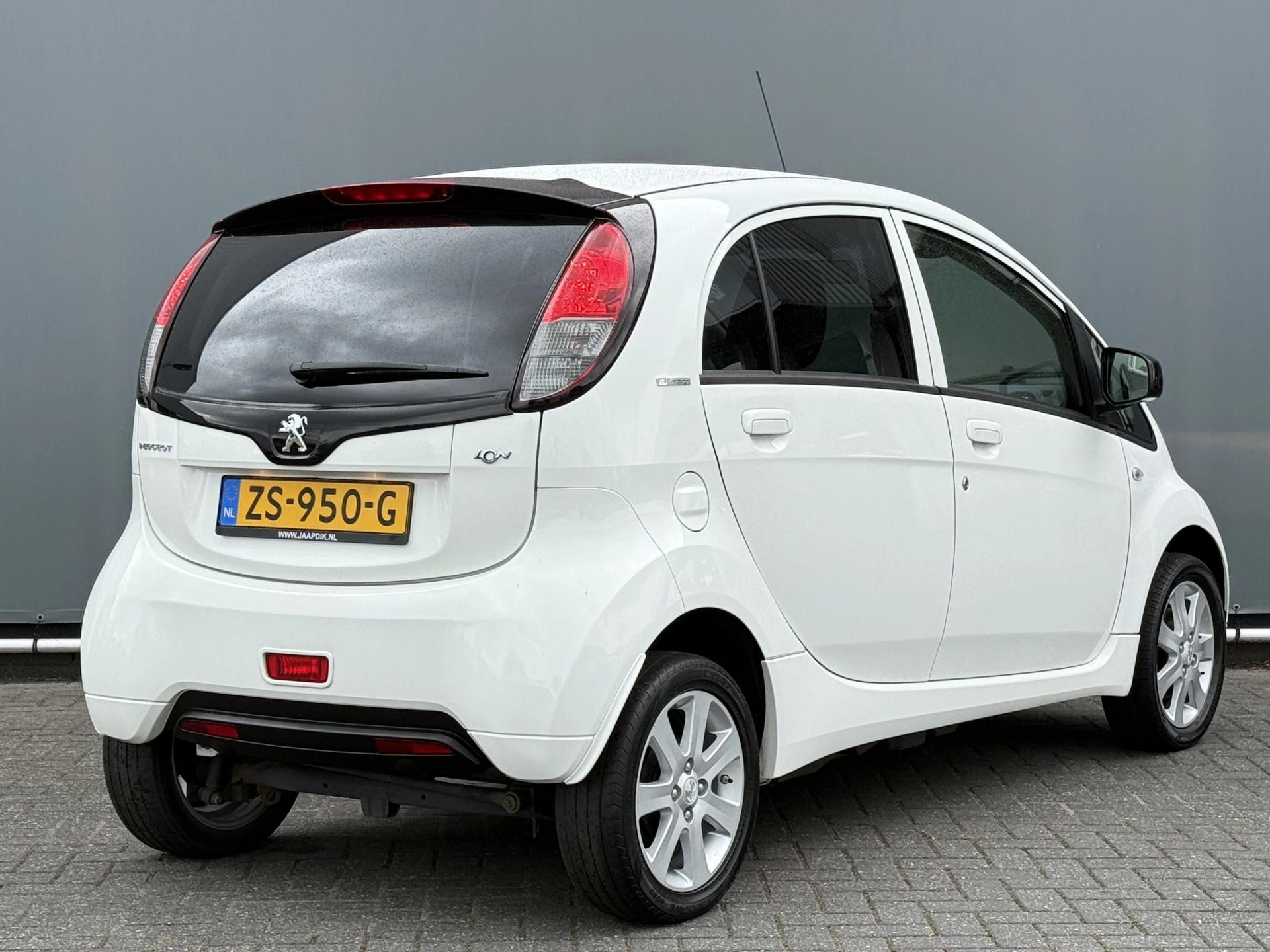 Hoofdafbeelding Peugeot iOn