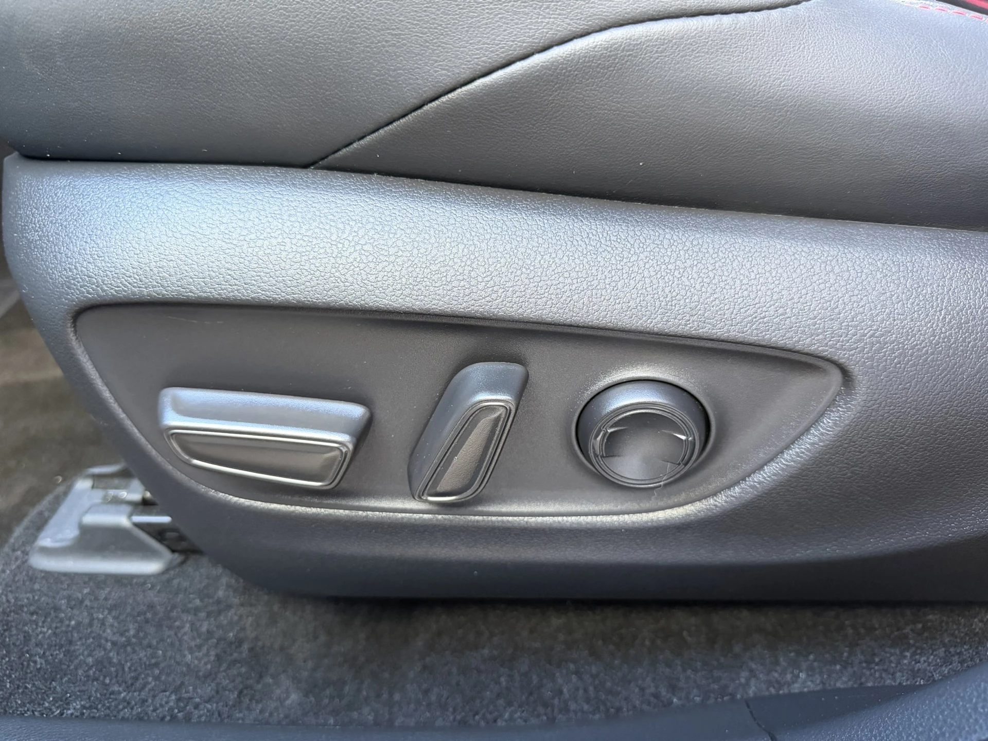 Hoofdafbeelding Suzuki Across