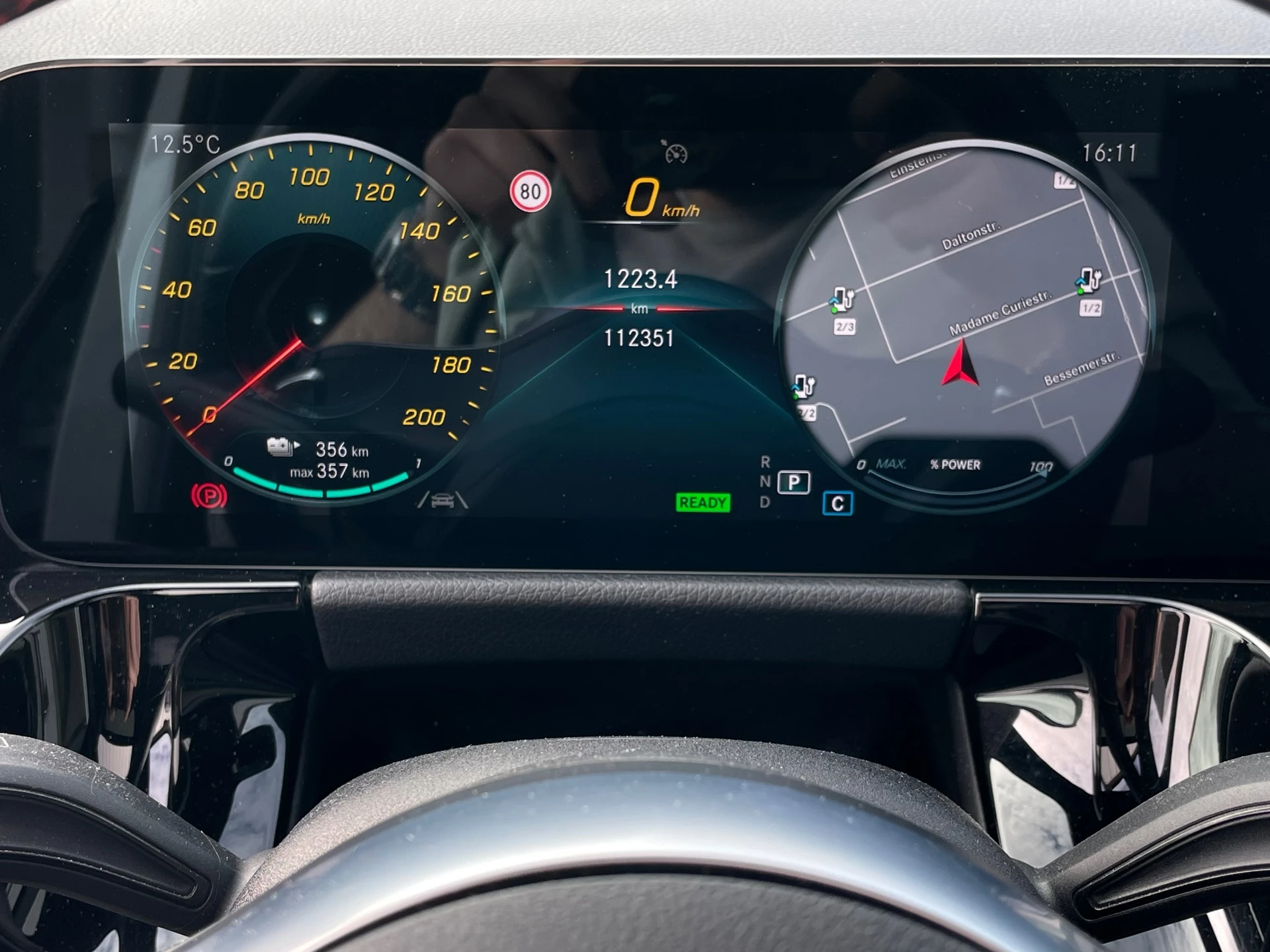 Hoofdafbeelding Mercedes-Benz EQA