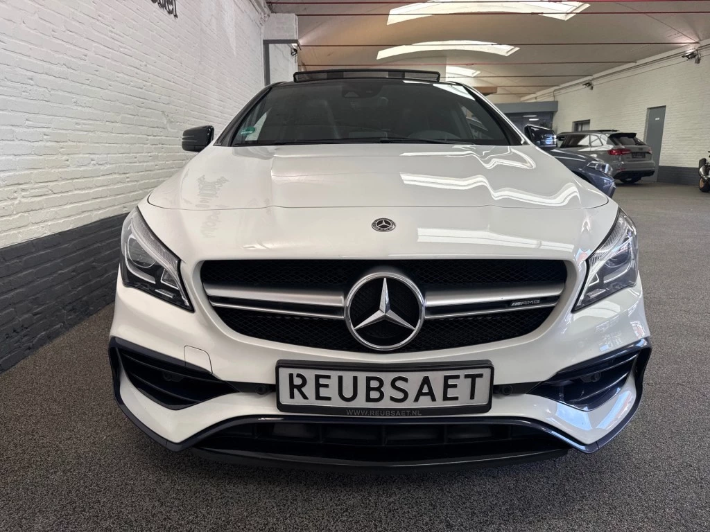 Hoofdafbeelding Mercedes-Benz CLA