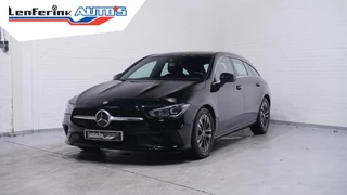 Mercedes-Benz CLA-klasse Shooting Brake 180 Business Line NAP 1e eigen. LED-verlichting 17"-lichtmetalen velgen navigatie PDC v+a DAB bleutooth Camera sportstoelen stoelverwarming voor electr-achterklep schakelflippers aan het stuur