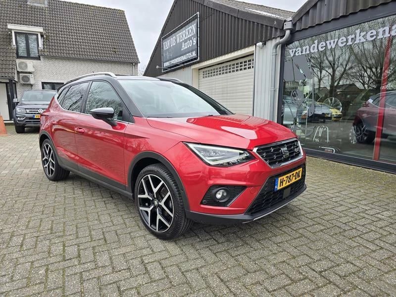 Hoofdafbeelding SEAT Arona