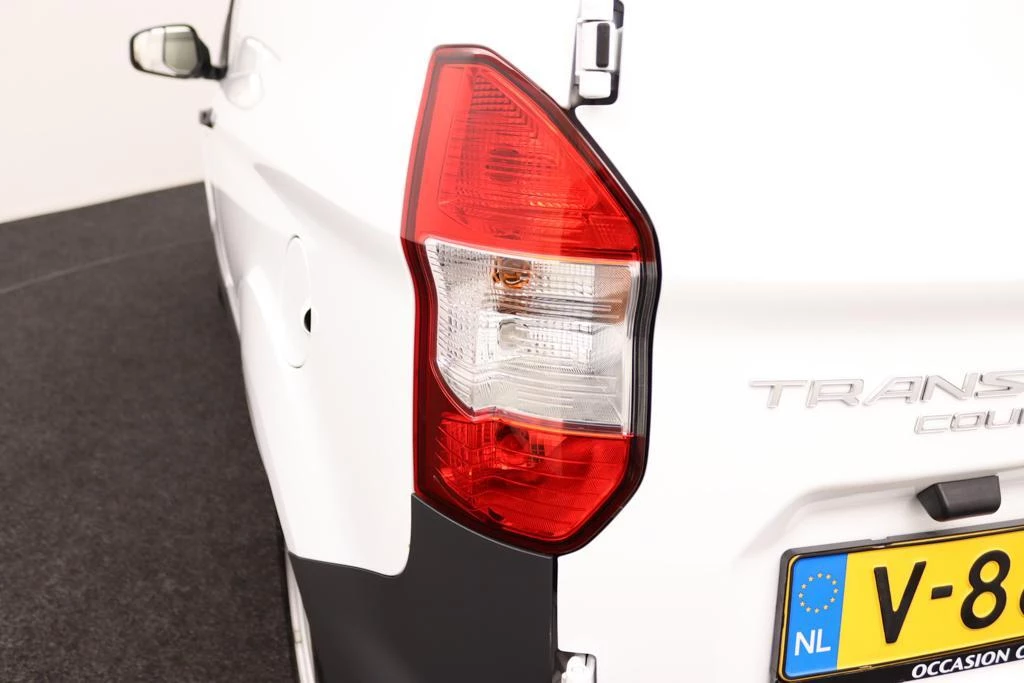 Hoofdafbeelding Ford Transit Courier