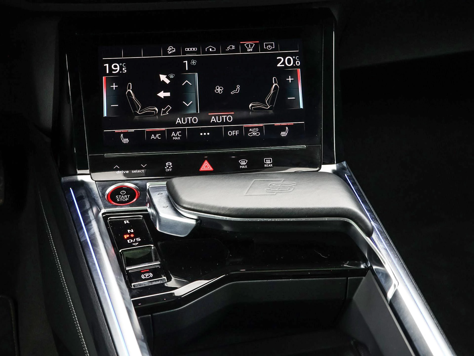 Hoofdafbeelding Audi e-tron