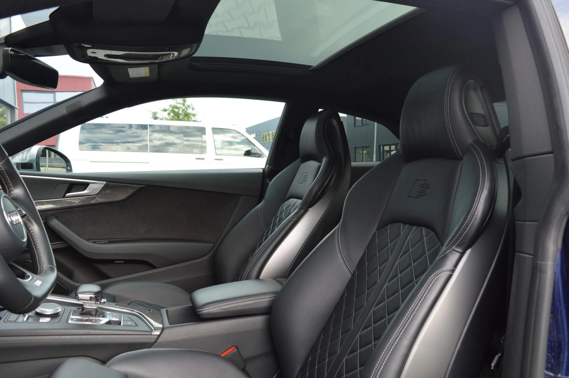 Hoofdafbeelding Audi S5