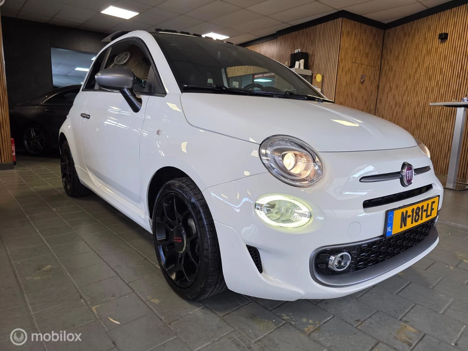 Hoofdafbeelding Fiat 500
