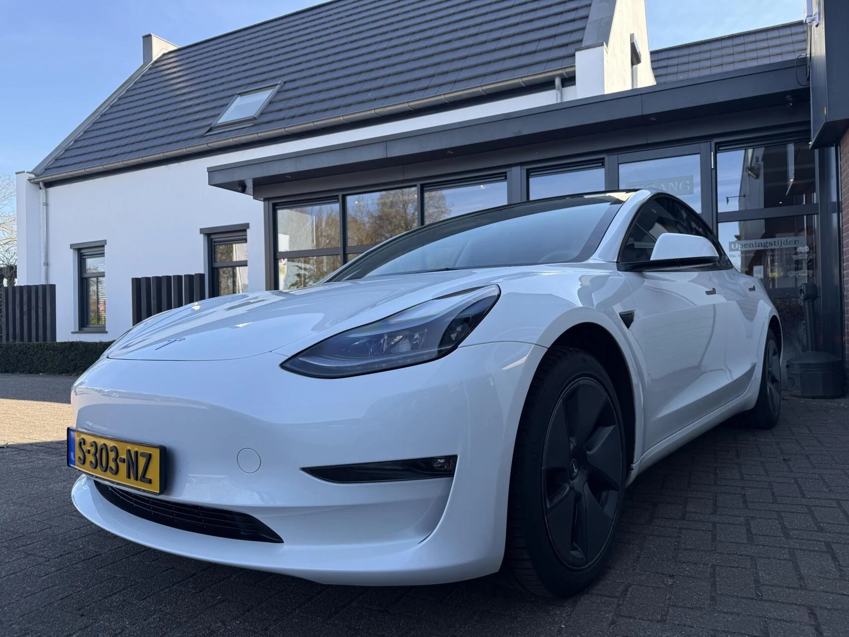 Hoofdafbeelding Tesla Model 3