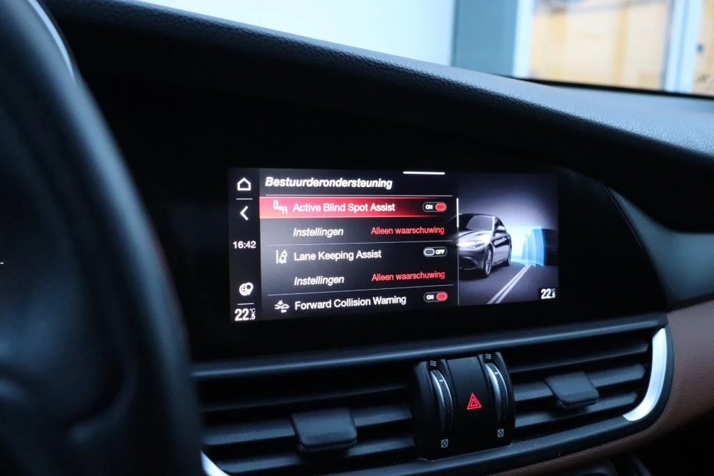 Hoofdafbeelding Alfa Romeo Giulia