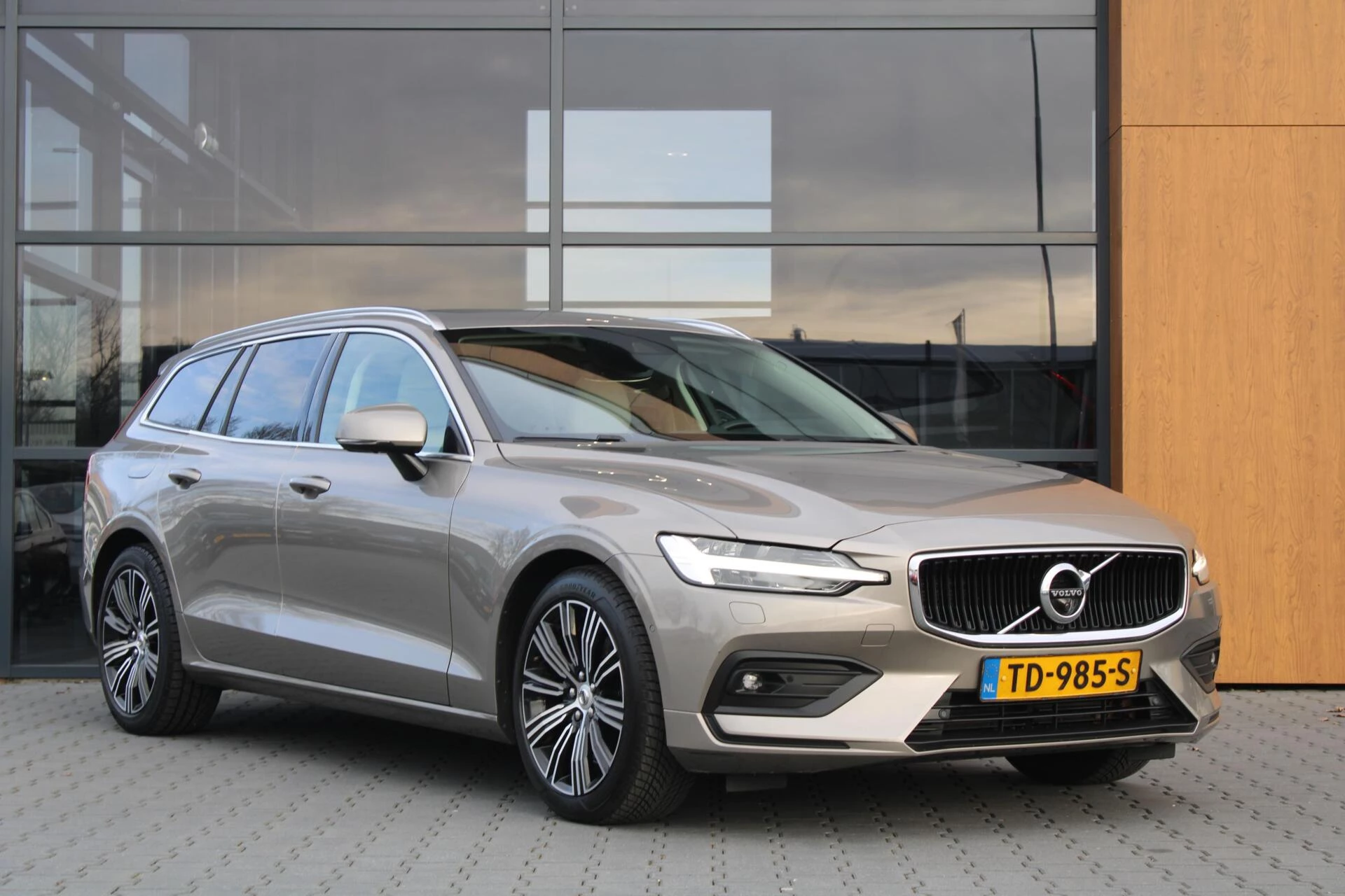 Hoofdafbeelding Volvo V60